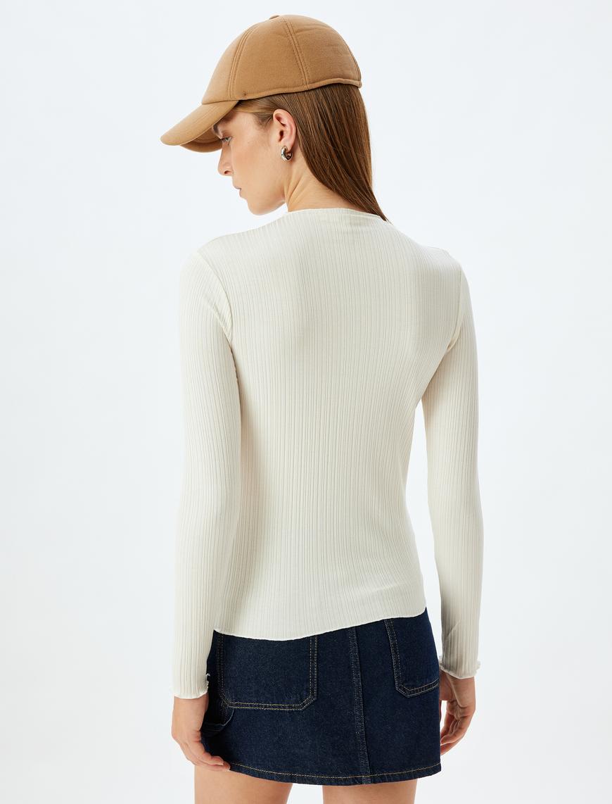   Uzun Kollu Tişört Yuvarlak Yaka Dokulu Slim Fit Viskon Kumaş