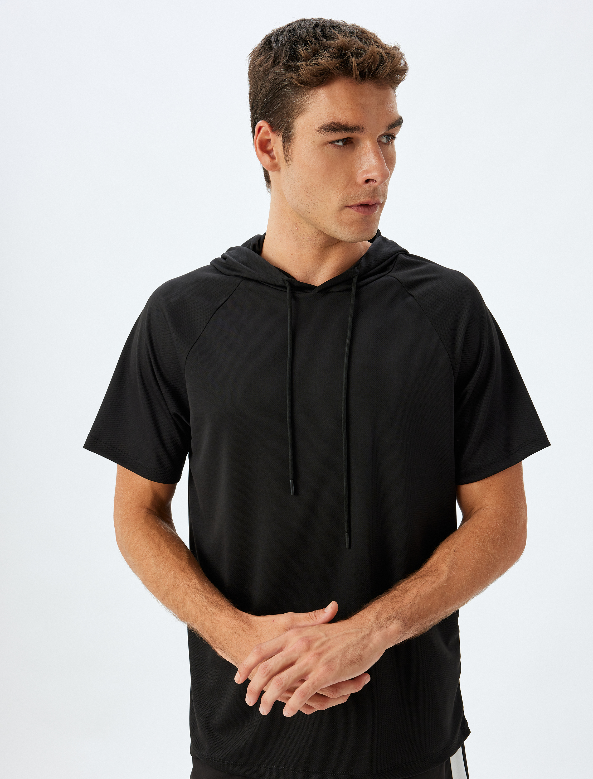   Spor Tişört Kapşonlu Bağcıklı Kısa Kollu