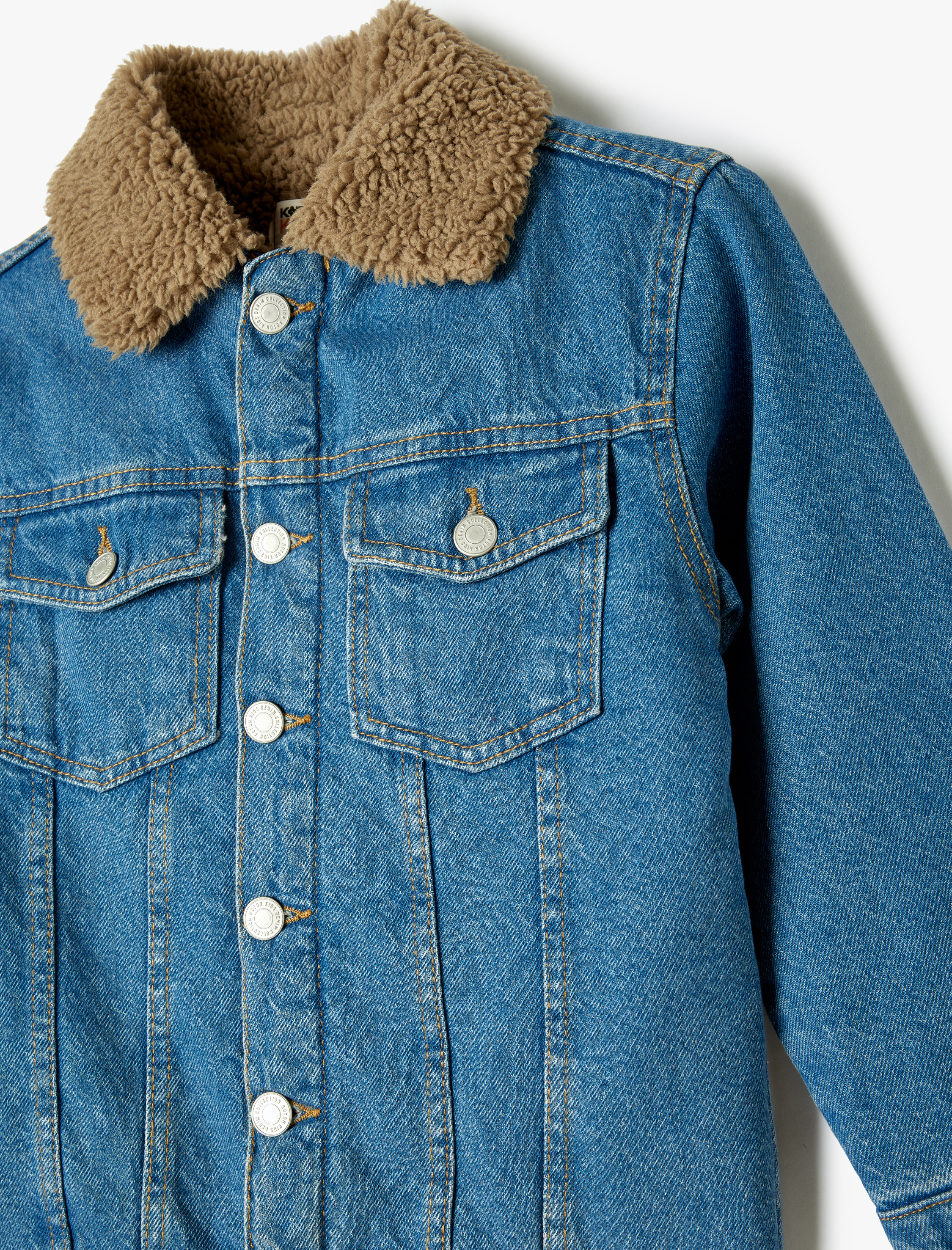  Erkek Çocuk Kot Ceket Peluş Detaylı Kapaklı Cepli Pamuklu Uzun Kollu