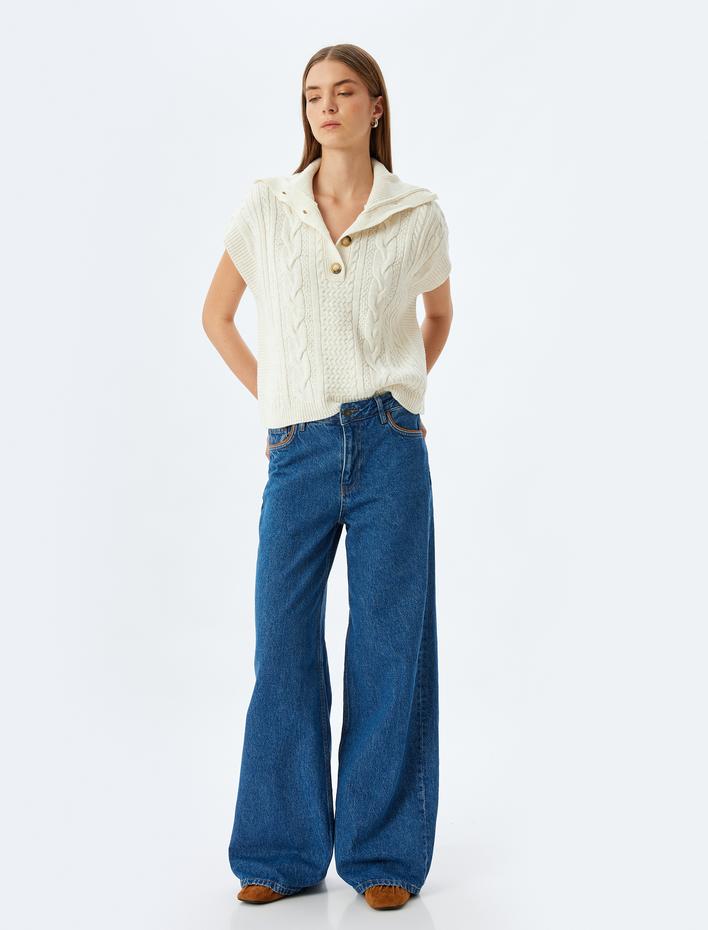  Yanları Yırtmaç Detaylı Düğmeli Dik Yaka Saç Örgü Süveter