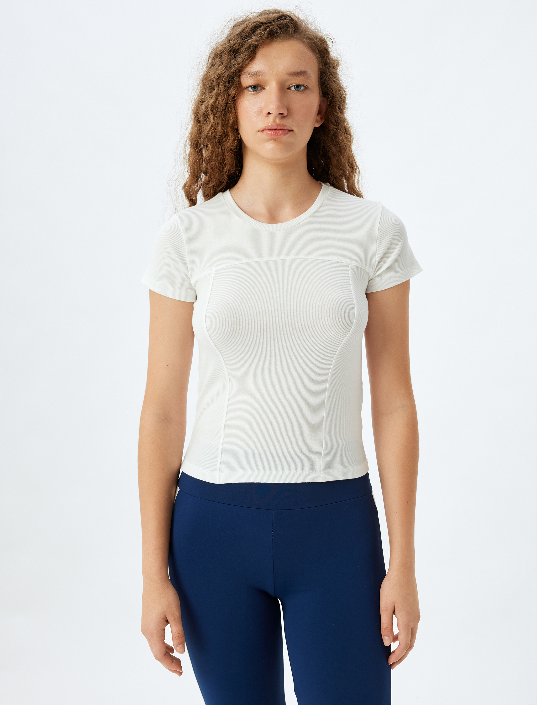   Bisiklet Yaka Fitilli Modal Dikiş Detaylı Slim Fit Spor Tişört