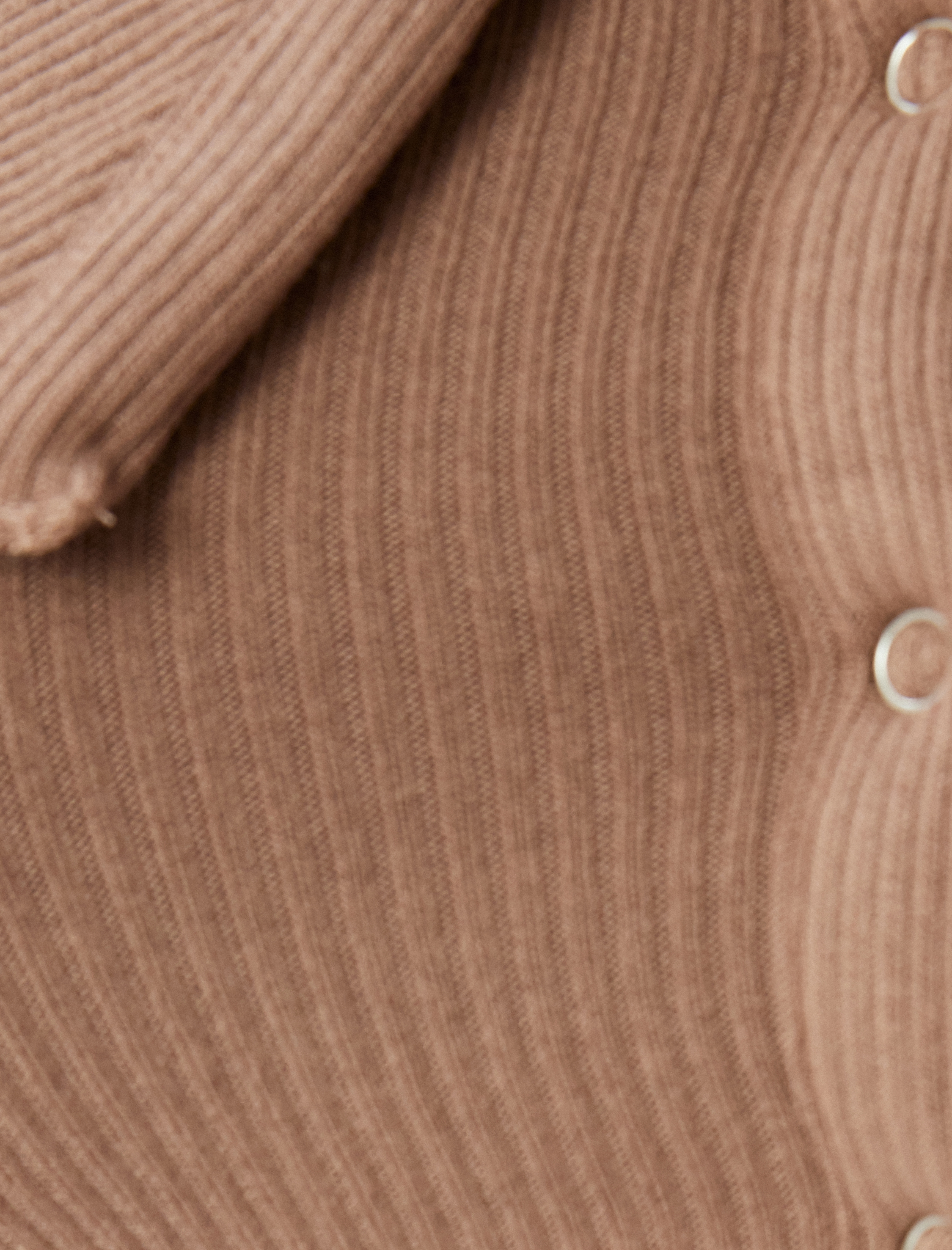   Katlı Yaka Düğmeli Uzun Kollu Slim Fit Tişört