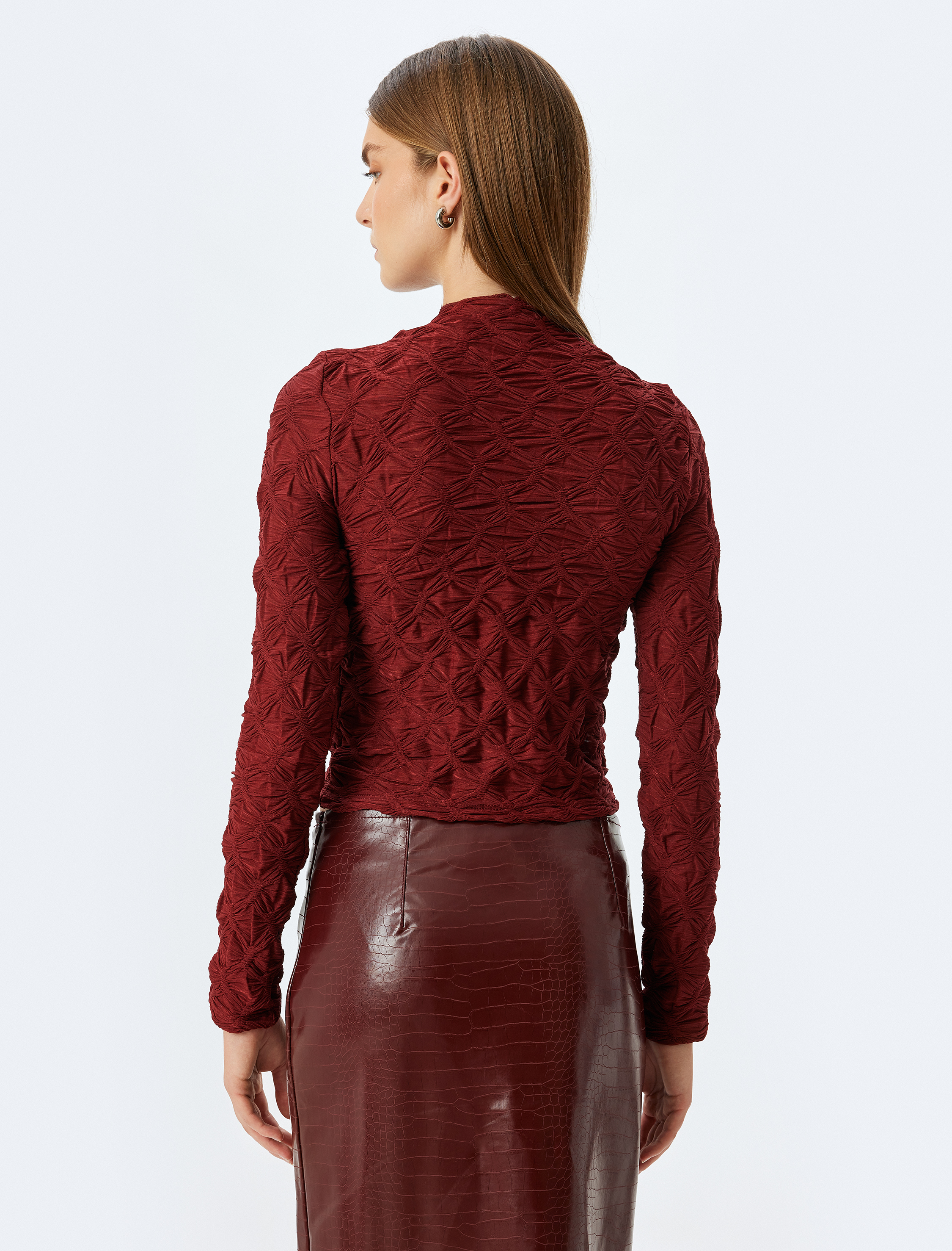 Dokulu Yarı Transparan Body Dik Yaka Uzun Kollu Slim Fit