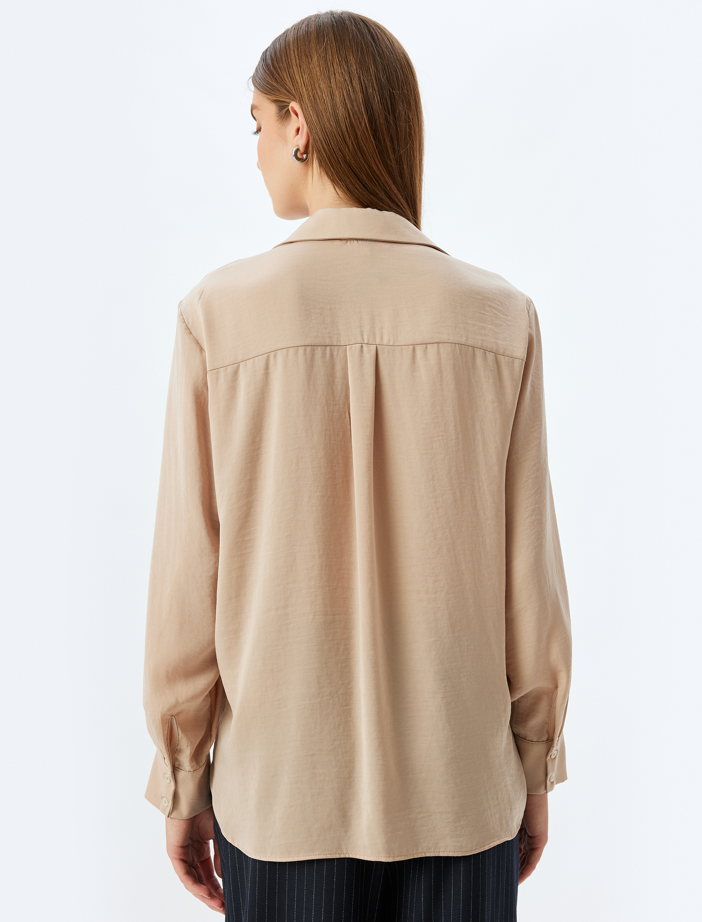   Uzun Kollu Gömlek Klasik Yaka Düğmeli