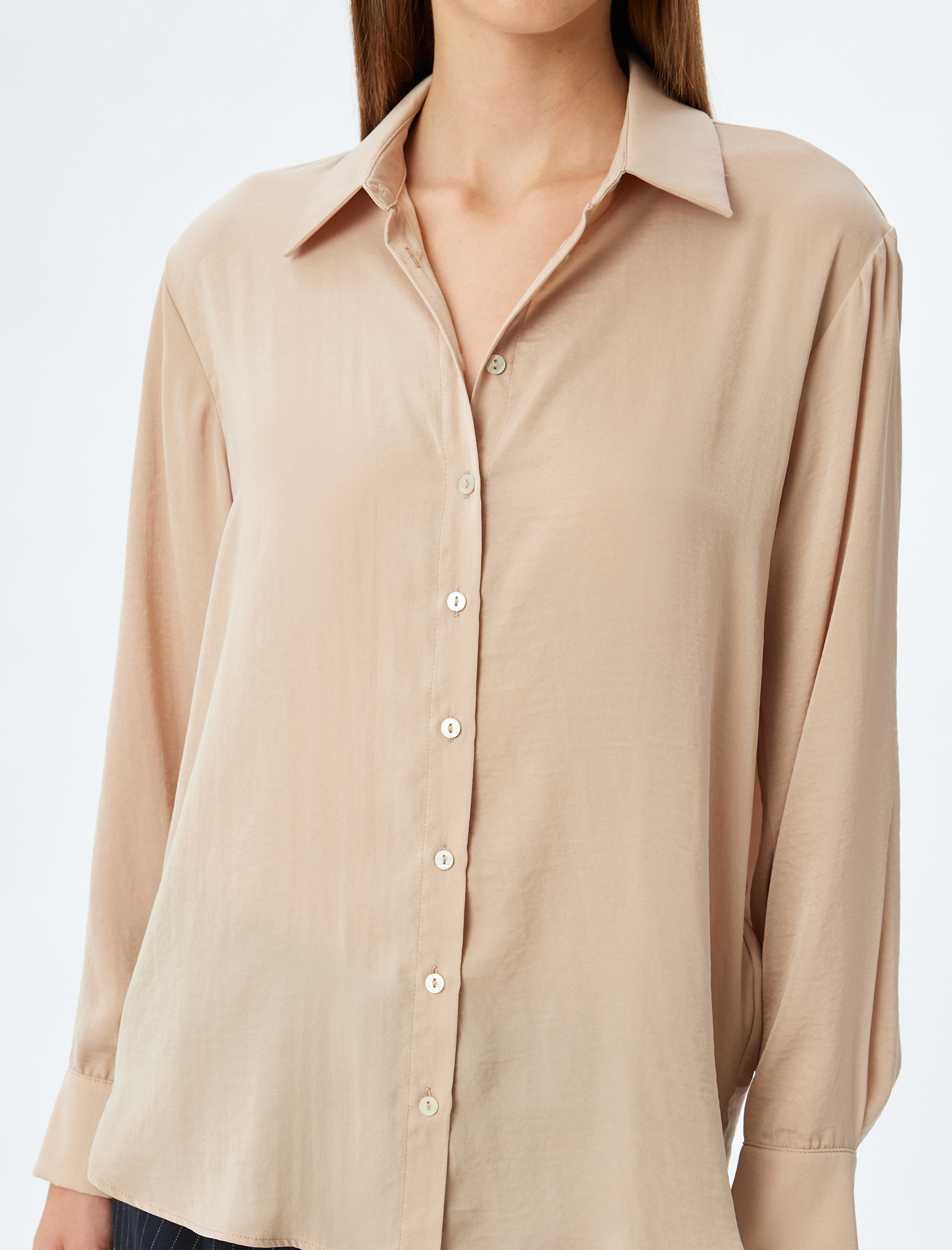   Uzun Kollu Gömlek Klasik Yaka Düğmeli