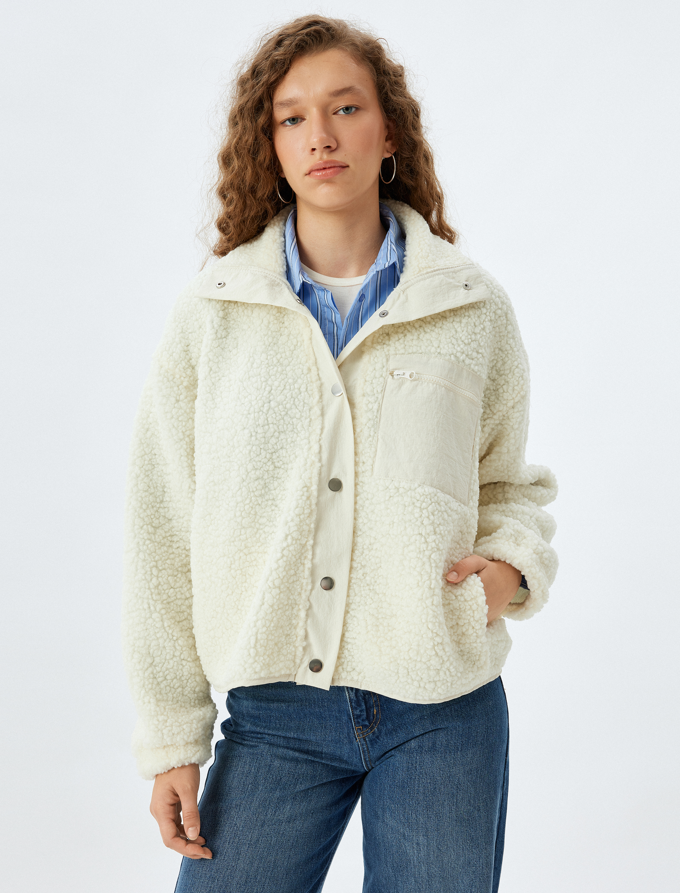 Oversize Peluş Ceket Fermuarlı Cep Detaylı Dik Yaka Çıtçıt Düğmeli