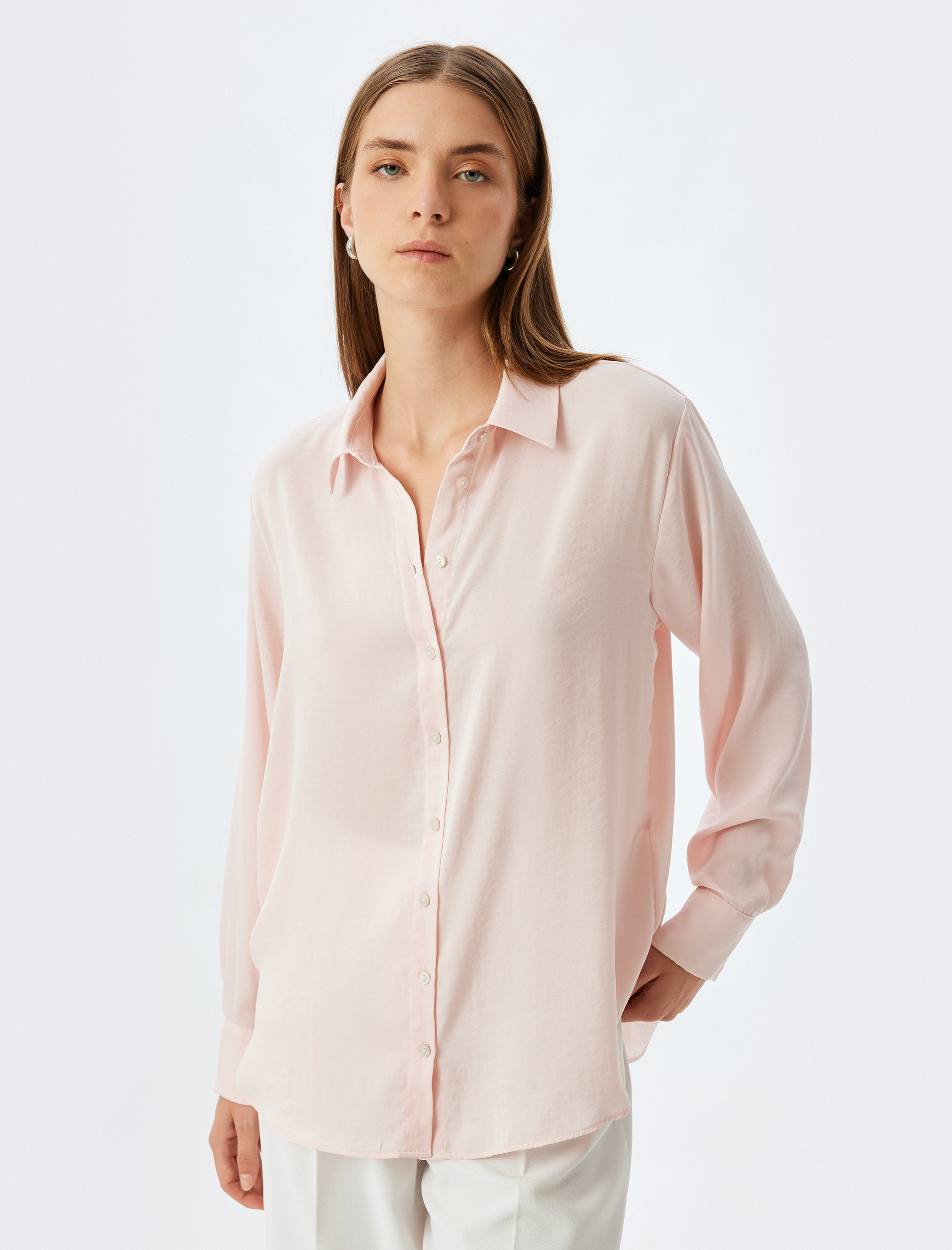   Uzun Kollu Gömlek Klasik Yaka Düğmeli