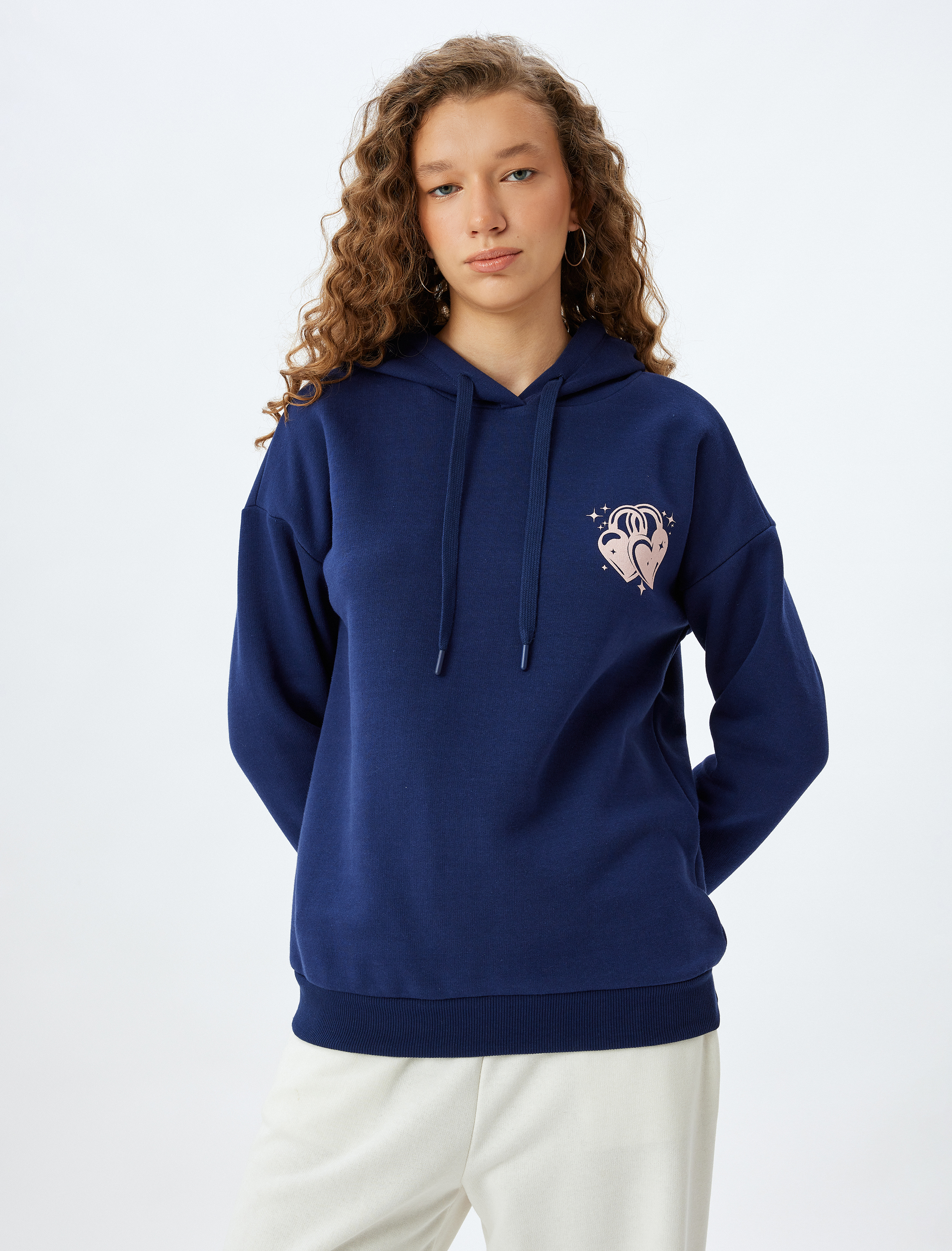   Şardonlu Arkası Baskılı Sweatshirt Kapüşonlu Rahat Kalıp