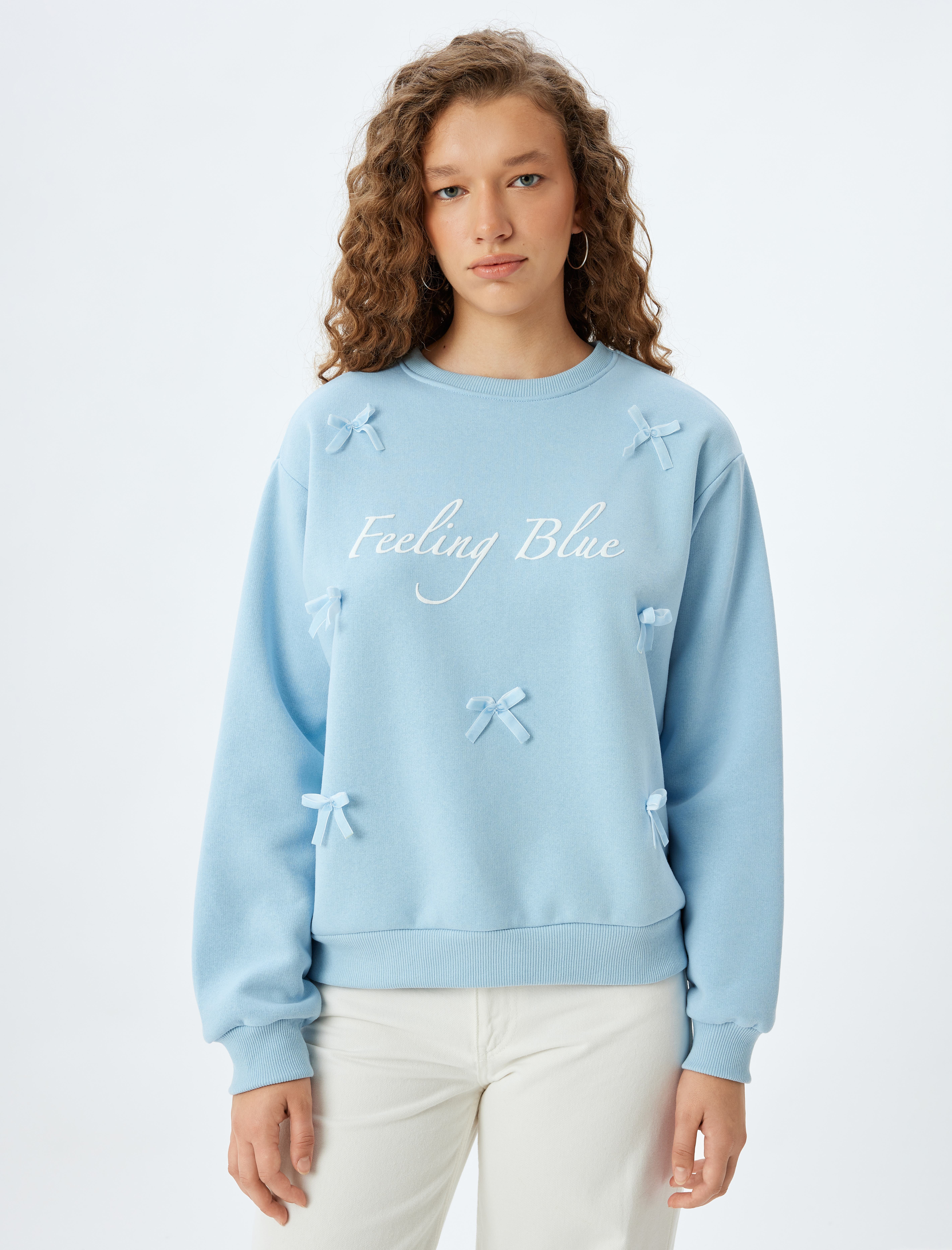   Şardonlu Baskılı Sweatshirt Fiyonk Detaylı Bisiklet Yaka