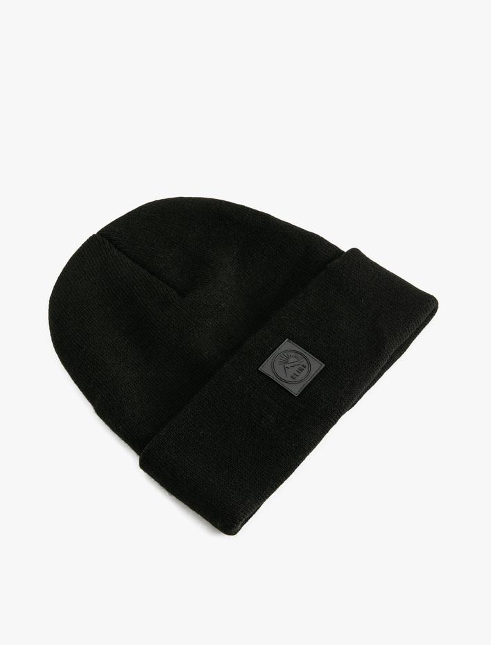 Erkek Katlı Bere Slogan Baskılı Etiket Detaylı