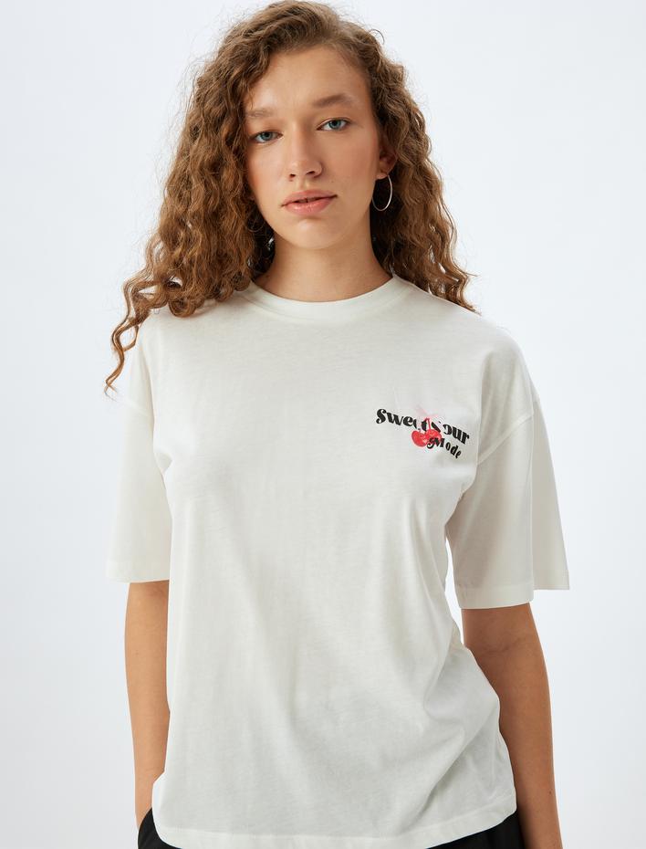  Arkası Kiraz Baskılı Tişört Bisiklet Yaka Kısa Kollu Rahat Kalıp Pamuklu