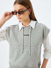 Kolsuz Kapüşonlu Sweatshirt Baskı Detaylı Rahat Kalıp