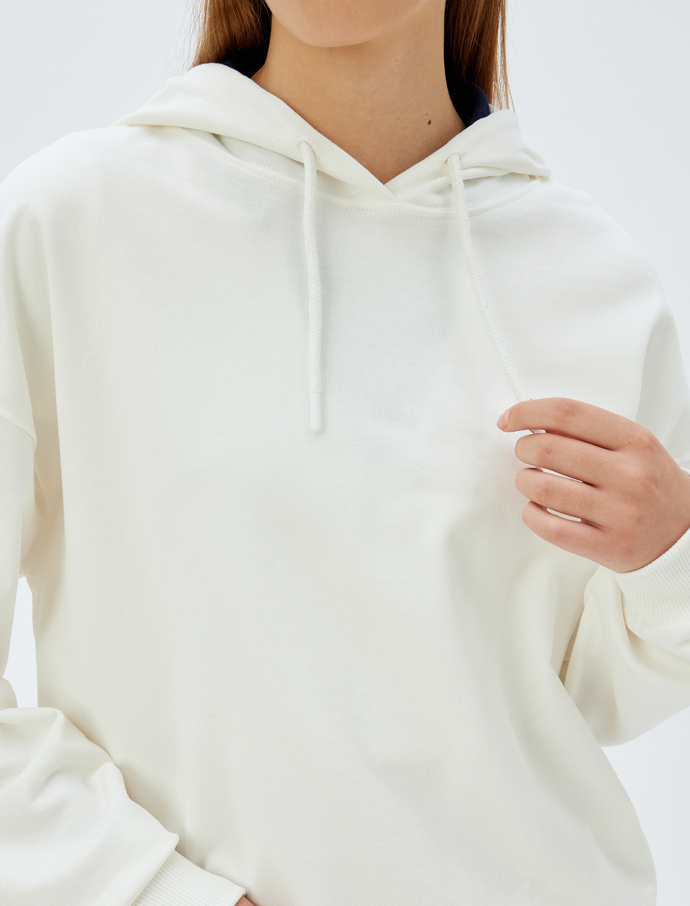   Uzun Kollu Üç İplik Pamuklu Basic Kapşonlu Sweatshirt