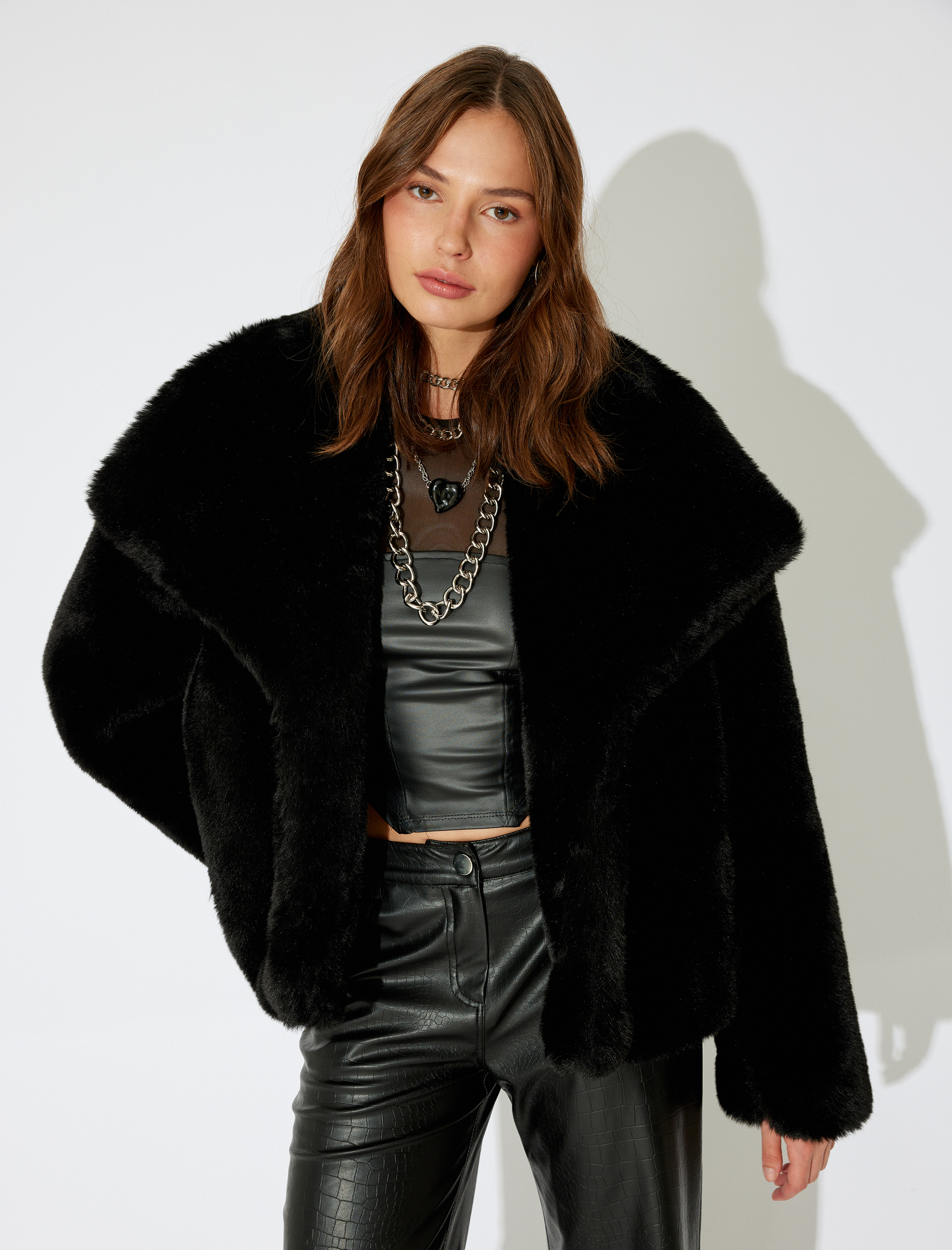   Suni Kürk Şal Yaka Cep Detaylı Düğmeli Ceket