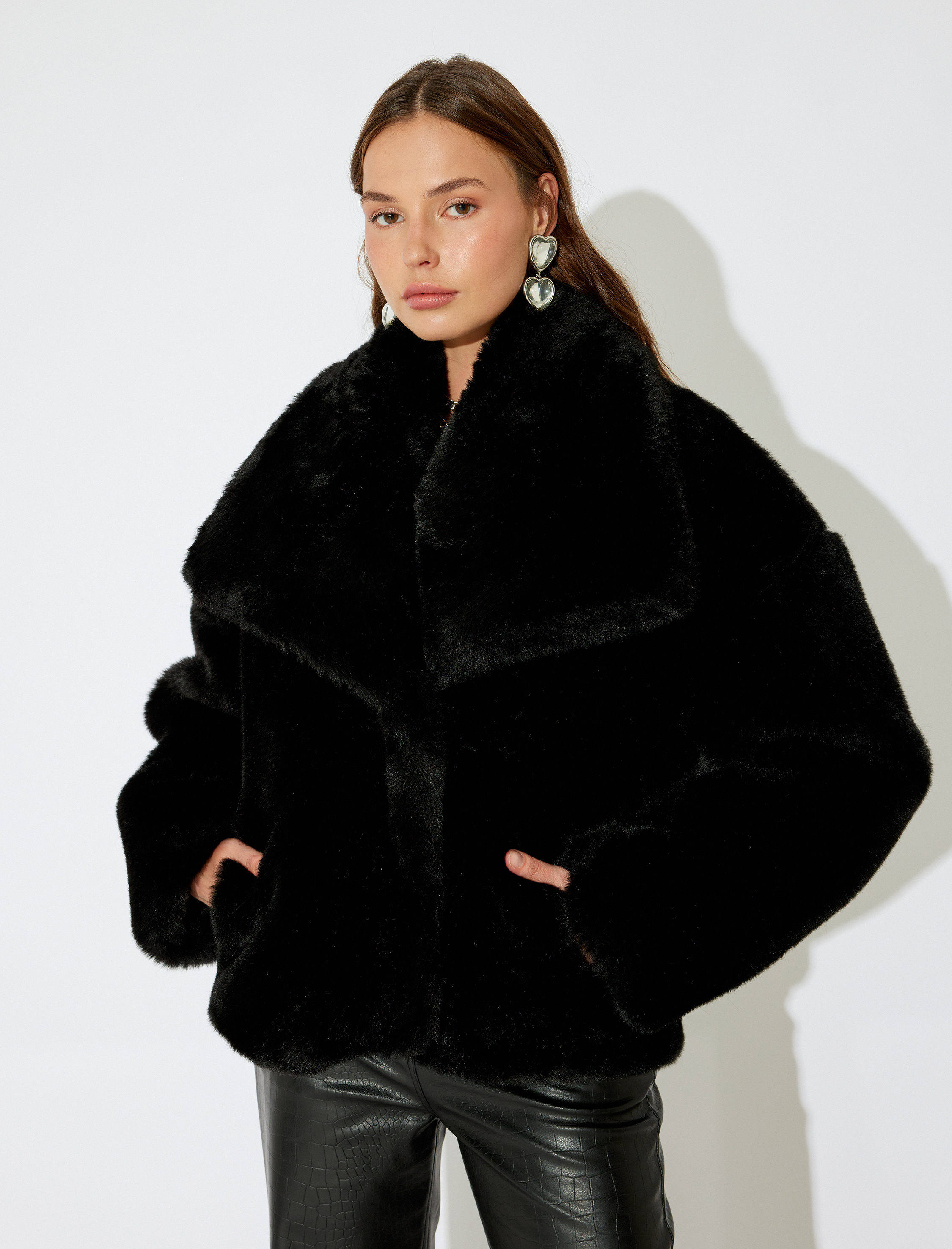   Suni Kürk Şal Yaka Cep Detaylı Düğmeli Ceket