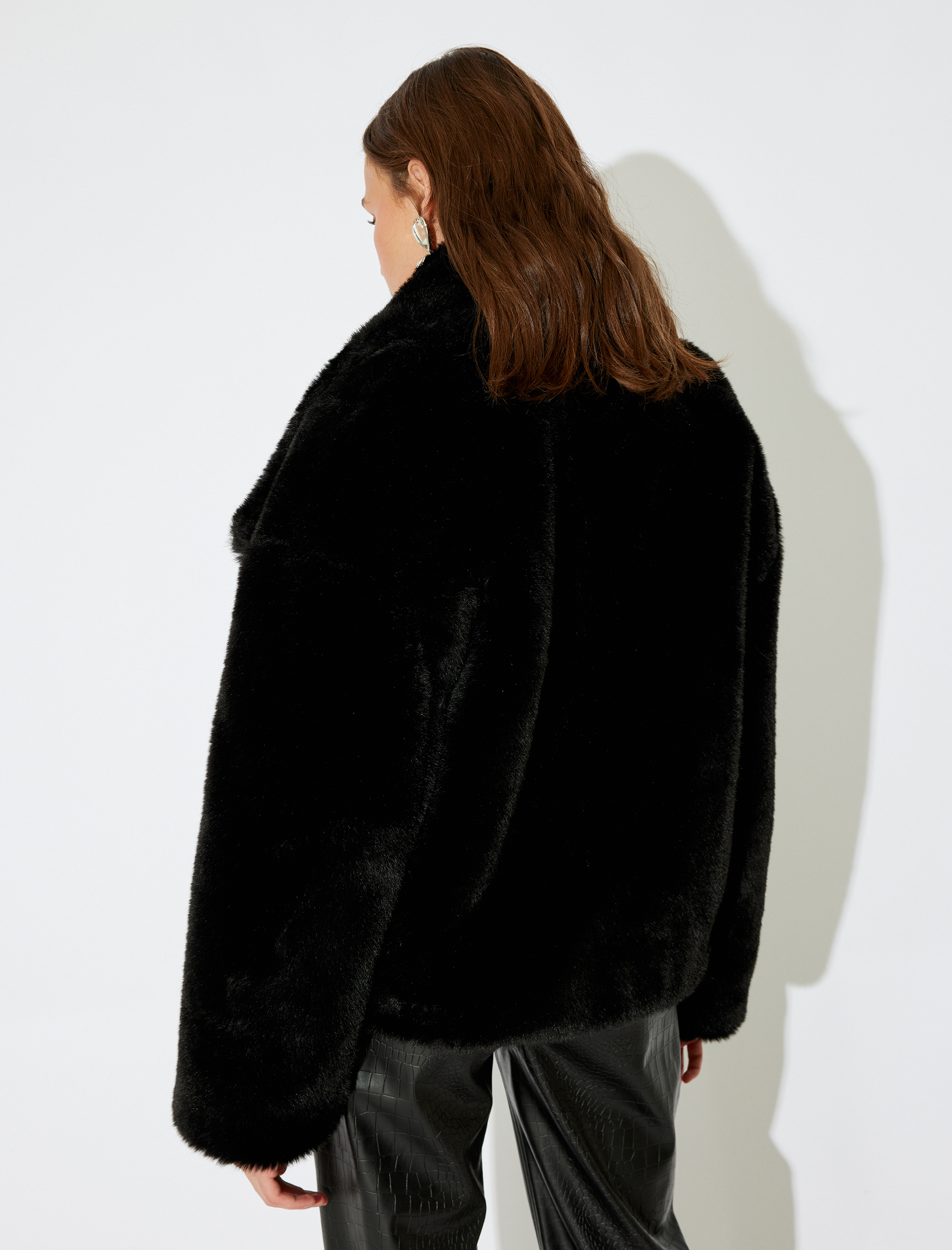   Suni Kürk Şal Yaka Cep Detaylı Düğmeli Ceket