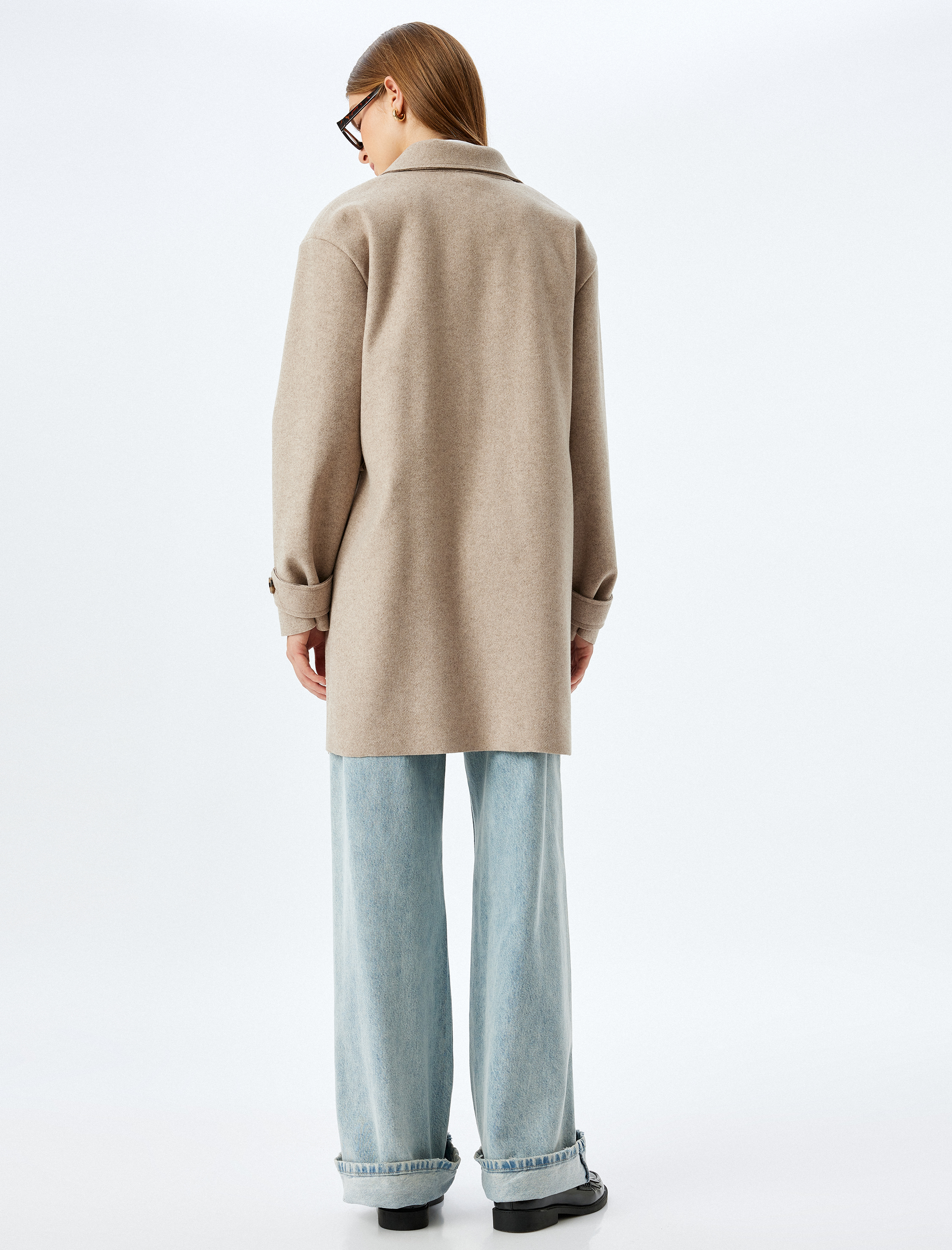   Kalça Boy Cepli Düğmeli Kruvaze Kaşe Kaban