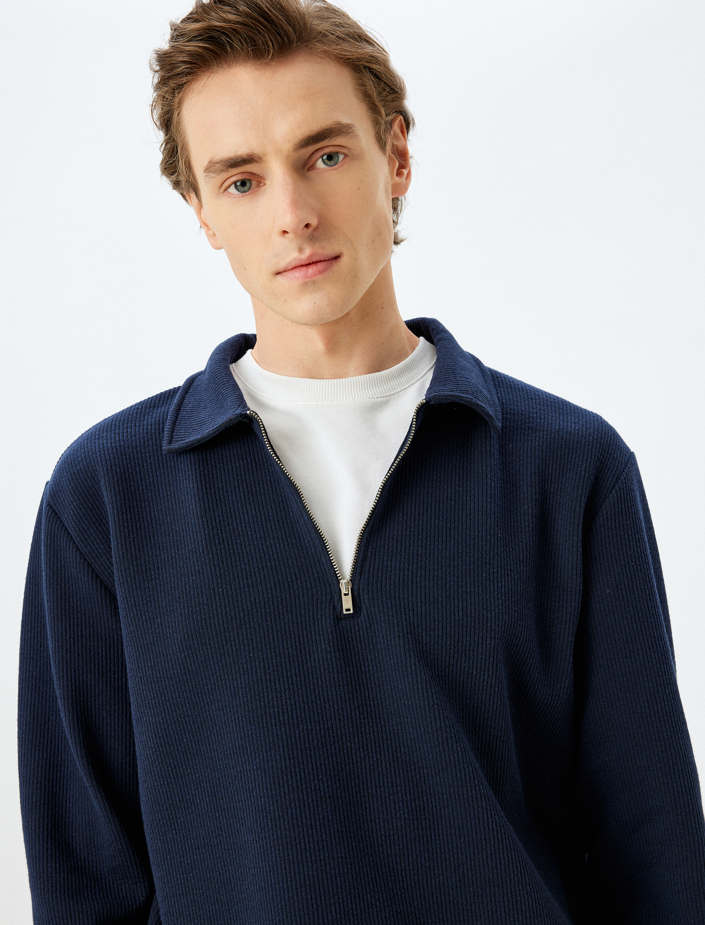 Koton Erkek Polo Yaka Sweatshirt Yarım Fermuarlı Basic Uzun Kollu Pamuk Karışımlı -1