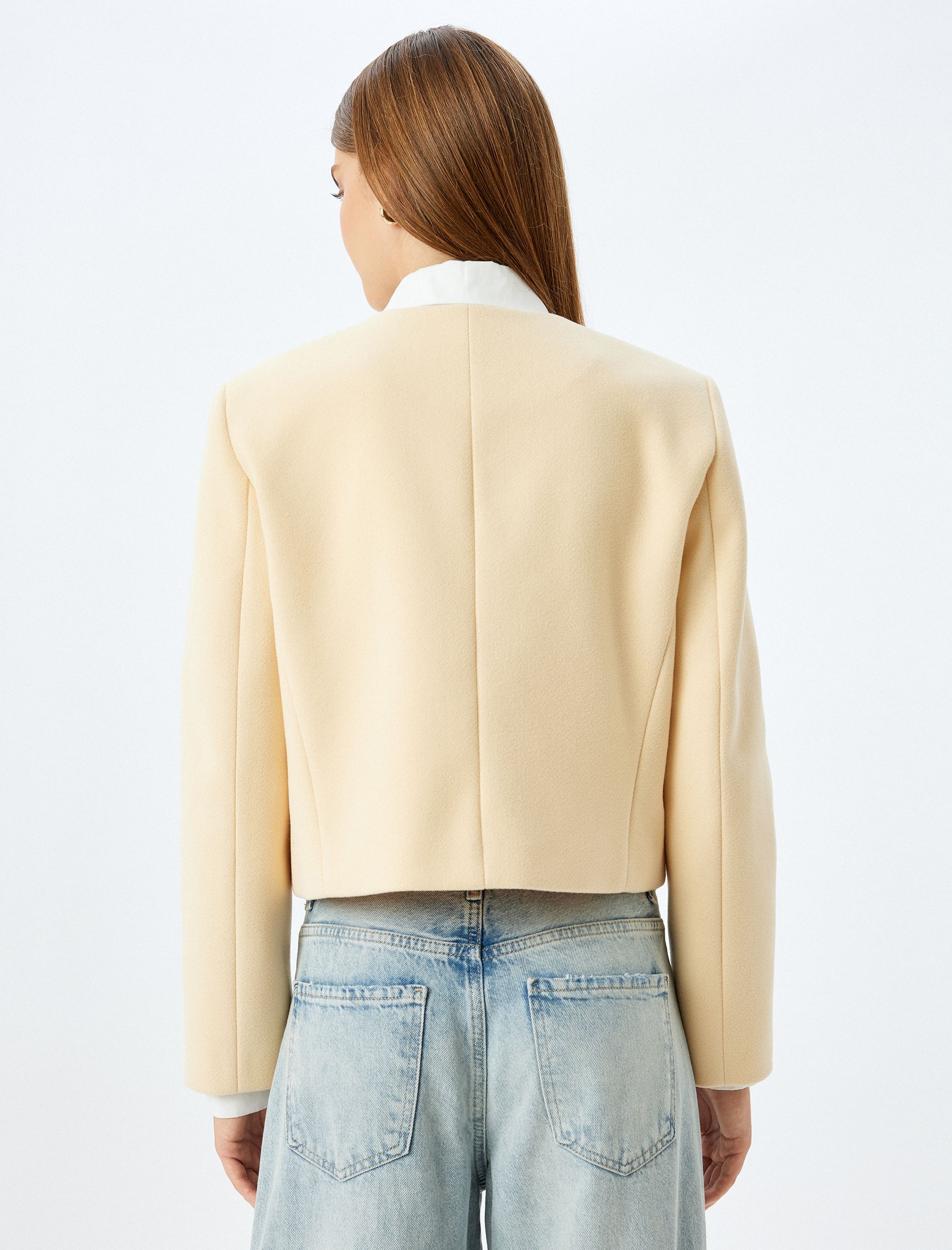 Yakasız Cep Detaylı Slim Fit Crop Ceket