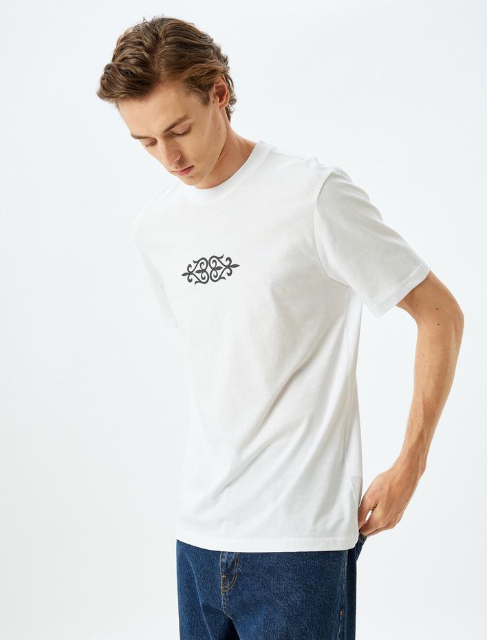  Kısa Kollu Bisiklet Yaka Pamuklu Baskılı Tişört