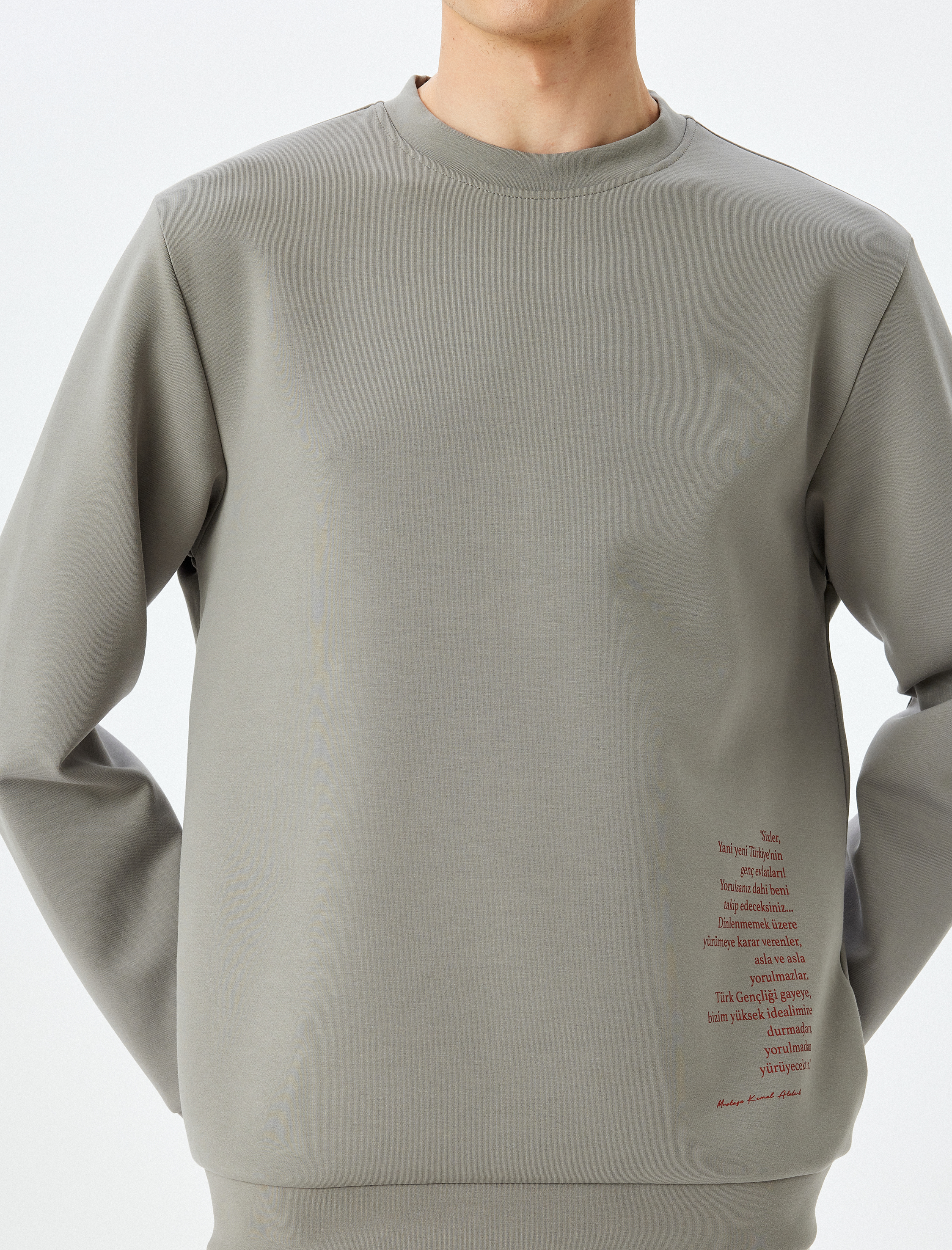 Bisiklet Yaka Pamuk Karışımlı Atatürk Baskılı Sweatshirt