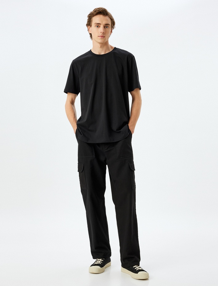  Kısa Kollu Bisiklet Yaka Regular Fit Pamuklu Basic Tişört