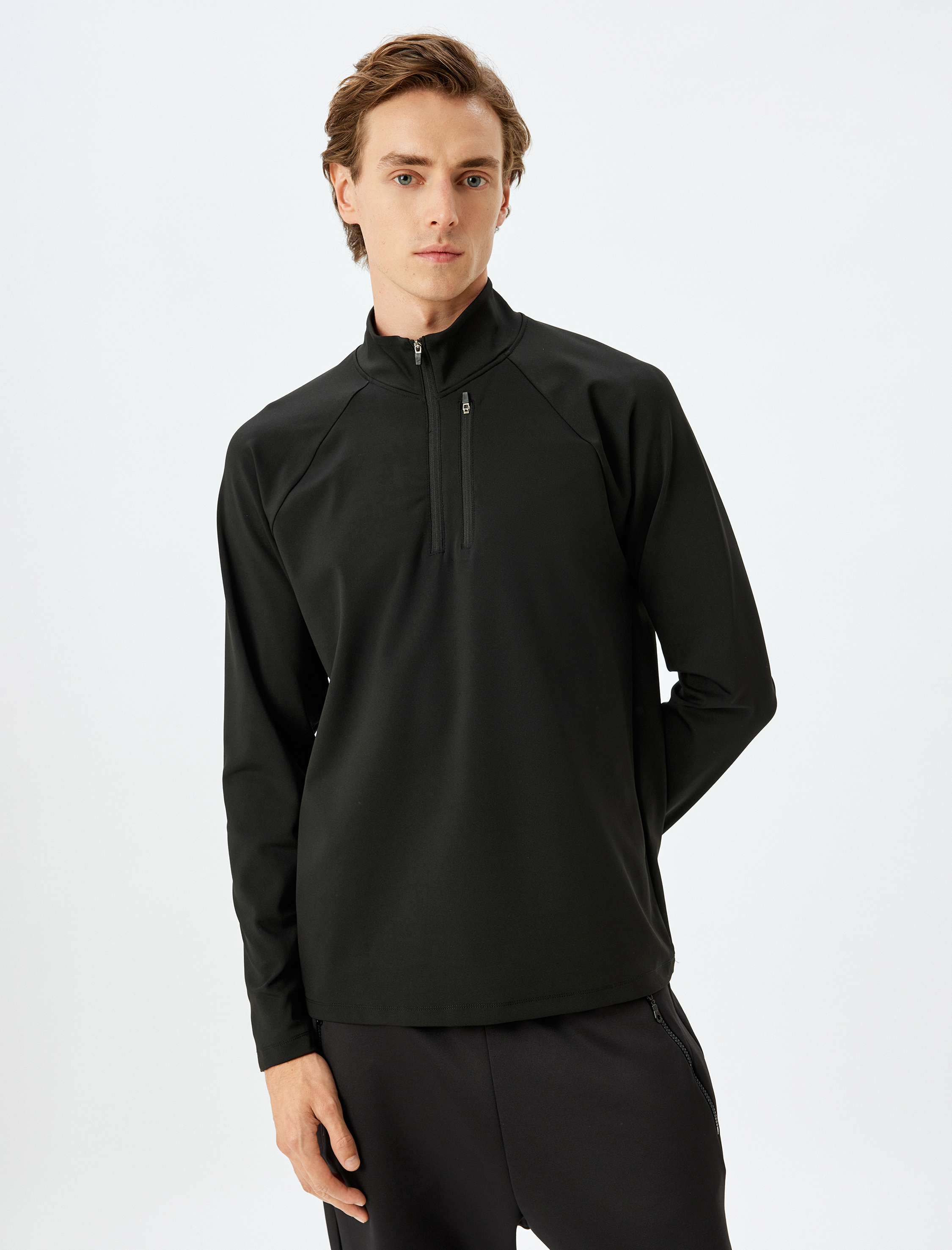 Fermuar Detaylı Dik Yaka Spor Sweatshirt
