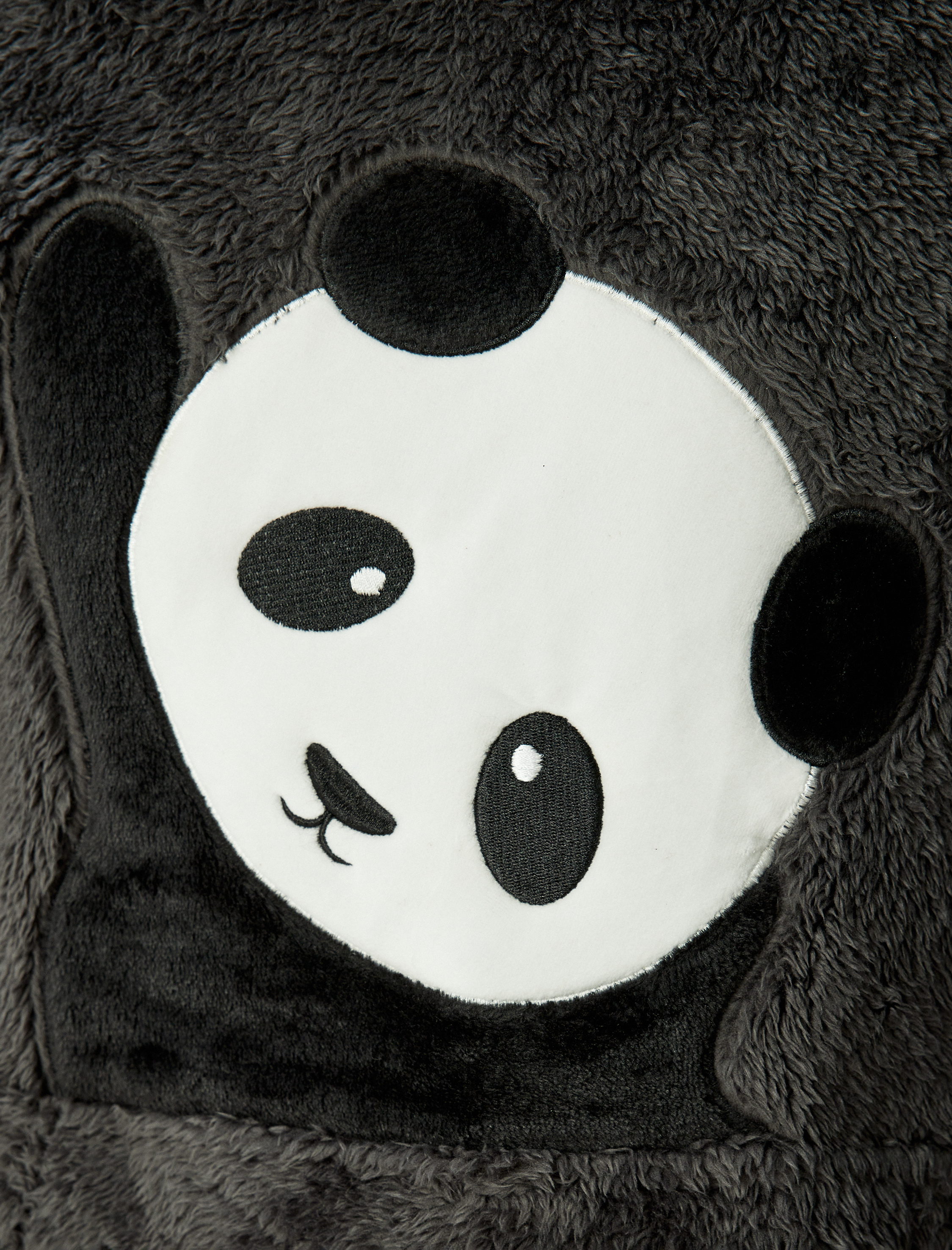 Panda Aplike Detaylı Kapüşonlu Kısa Peluş Gecelik