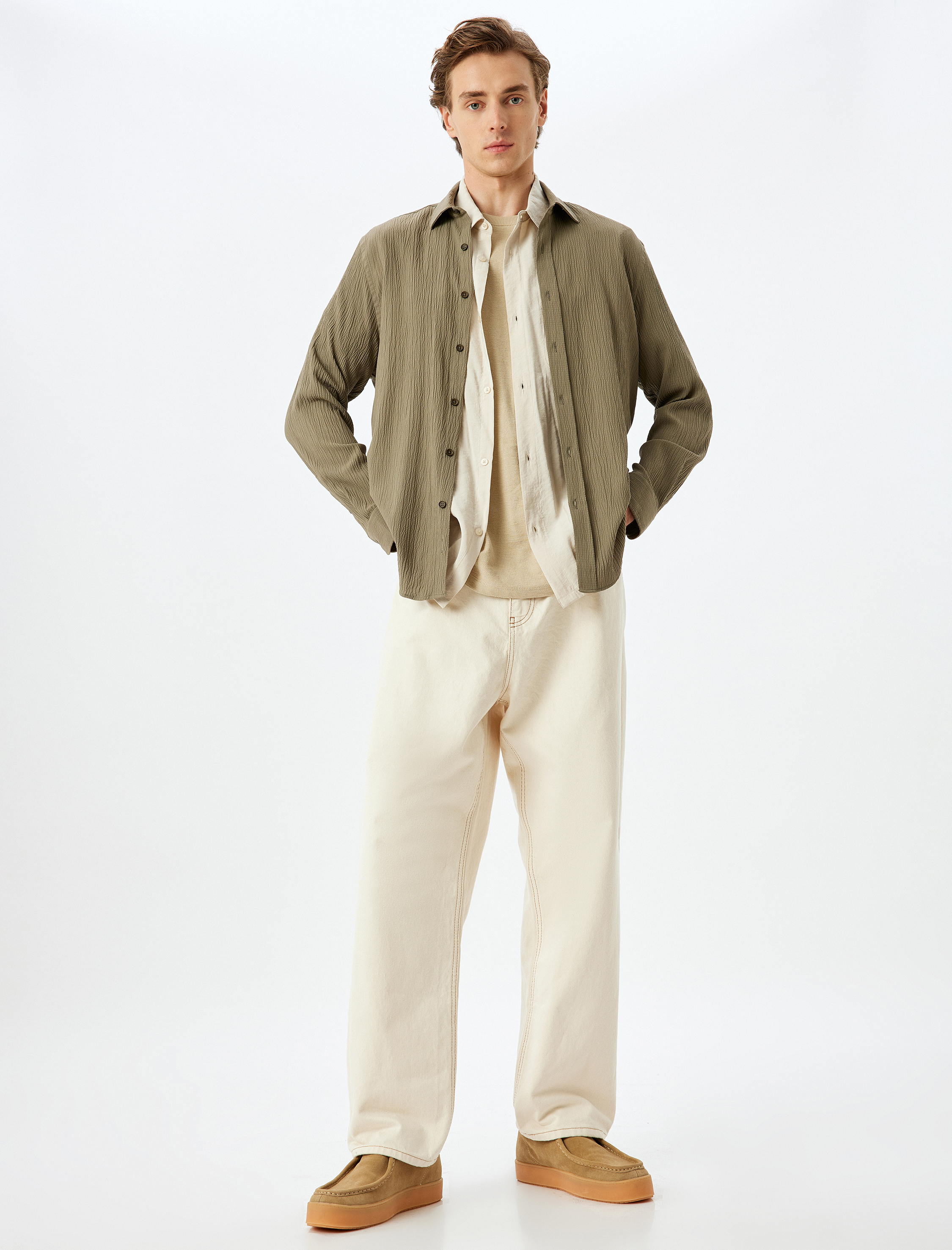   Viskon Pamuk Karışımlı Regular Fit Dokulu Uzun Kollu Gömlek