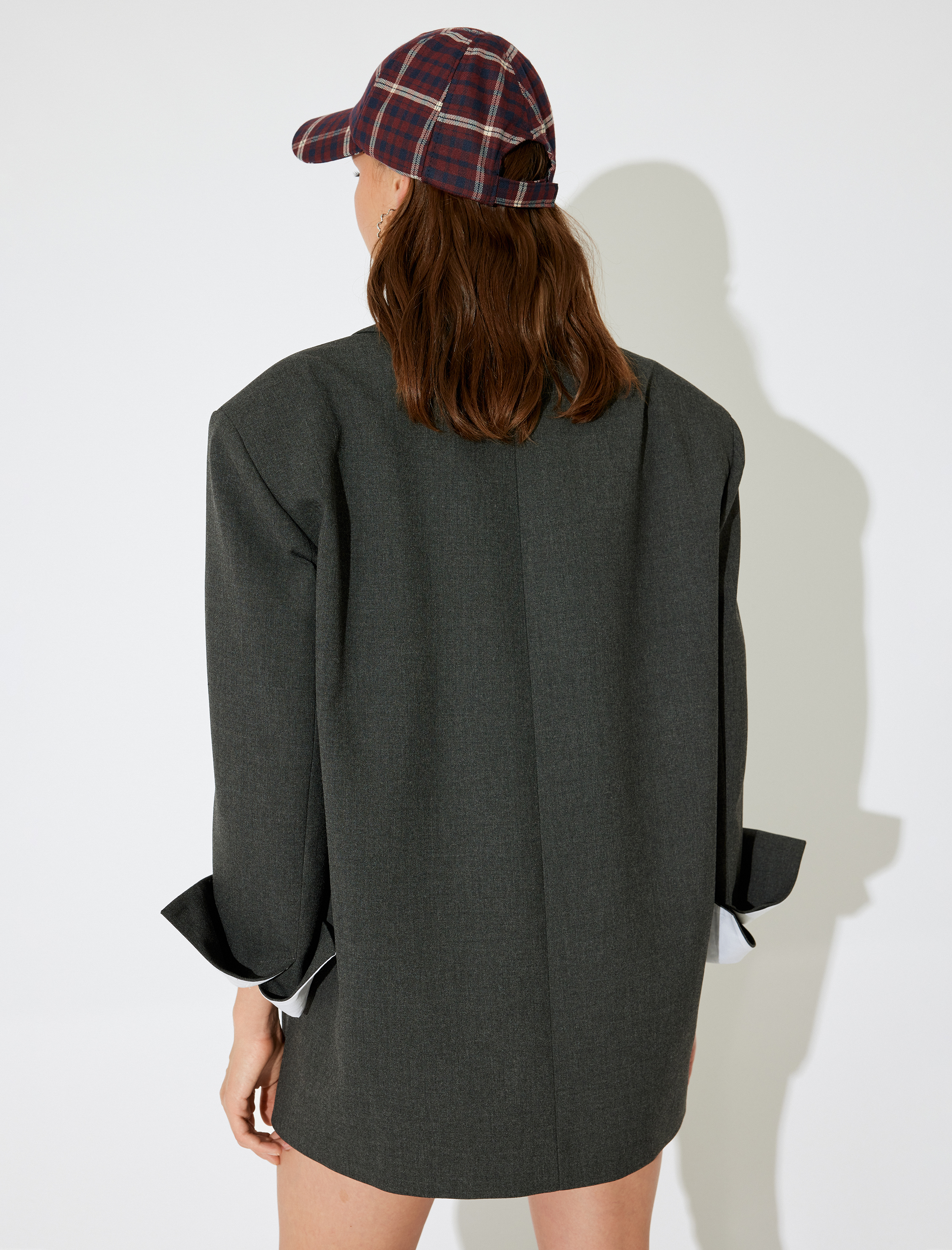   Koton X İnji - Oversize Düğmeli Vatkalı Cep Detaylı Blazer Shacket