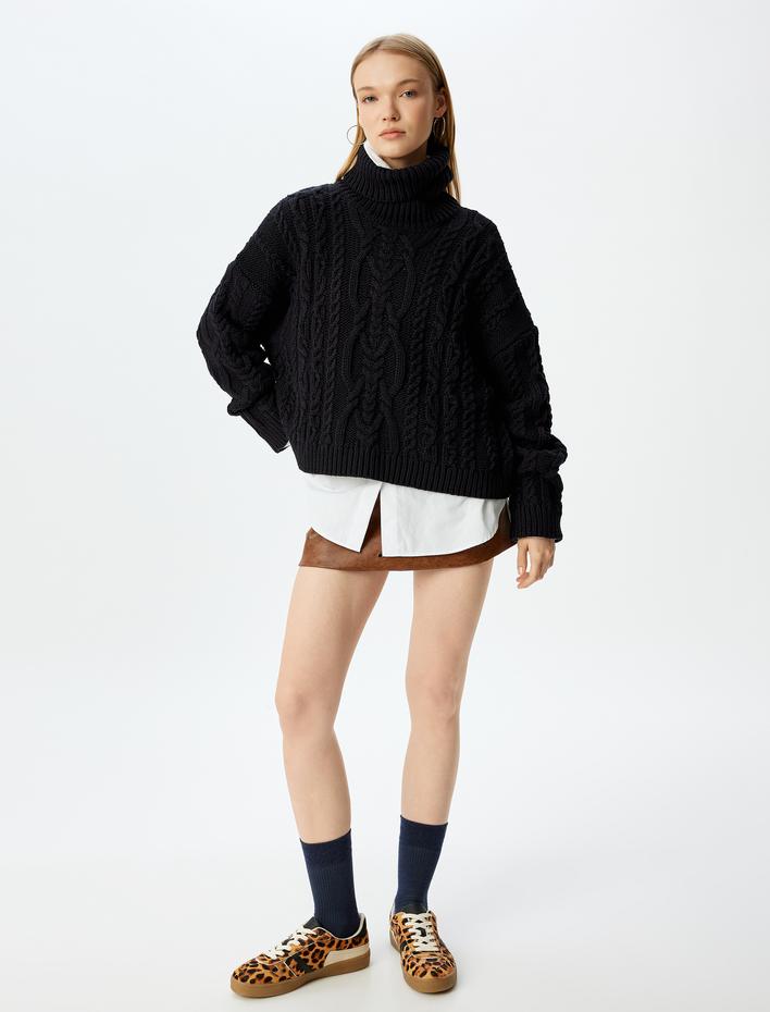  Balıkçı Yaka Saç Örgü Dokulu Triko Kazak