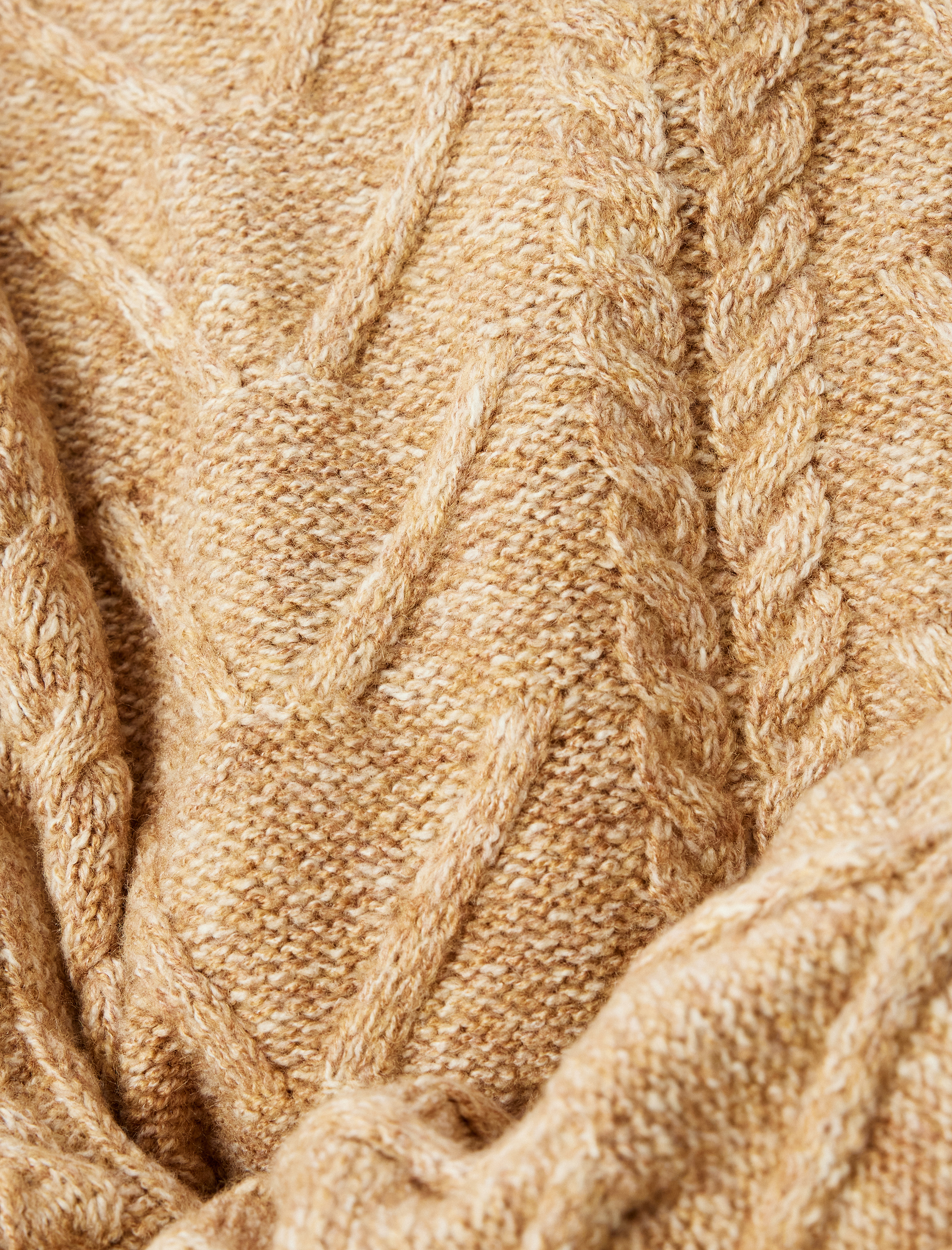   Uzun Kollu Saç Örgü Dokulu Balıkçı Yaka Triko Kazak