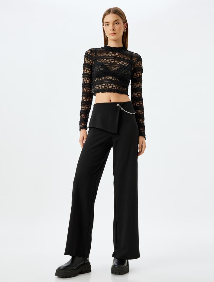  Asimetrik Bel Detaylı Zincir Aksesuarlı Bol Paça Pantolon