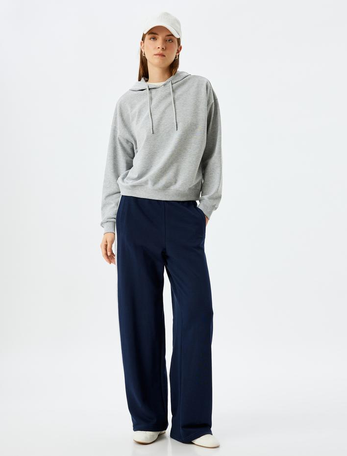  Uzun Kollu Üç İplik Pamuklu Basic Kapşonlu Sweatshirt