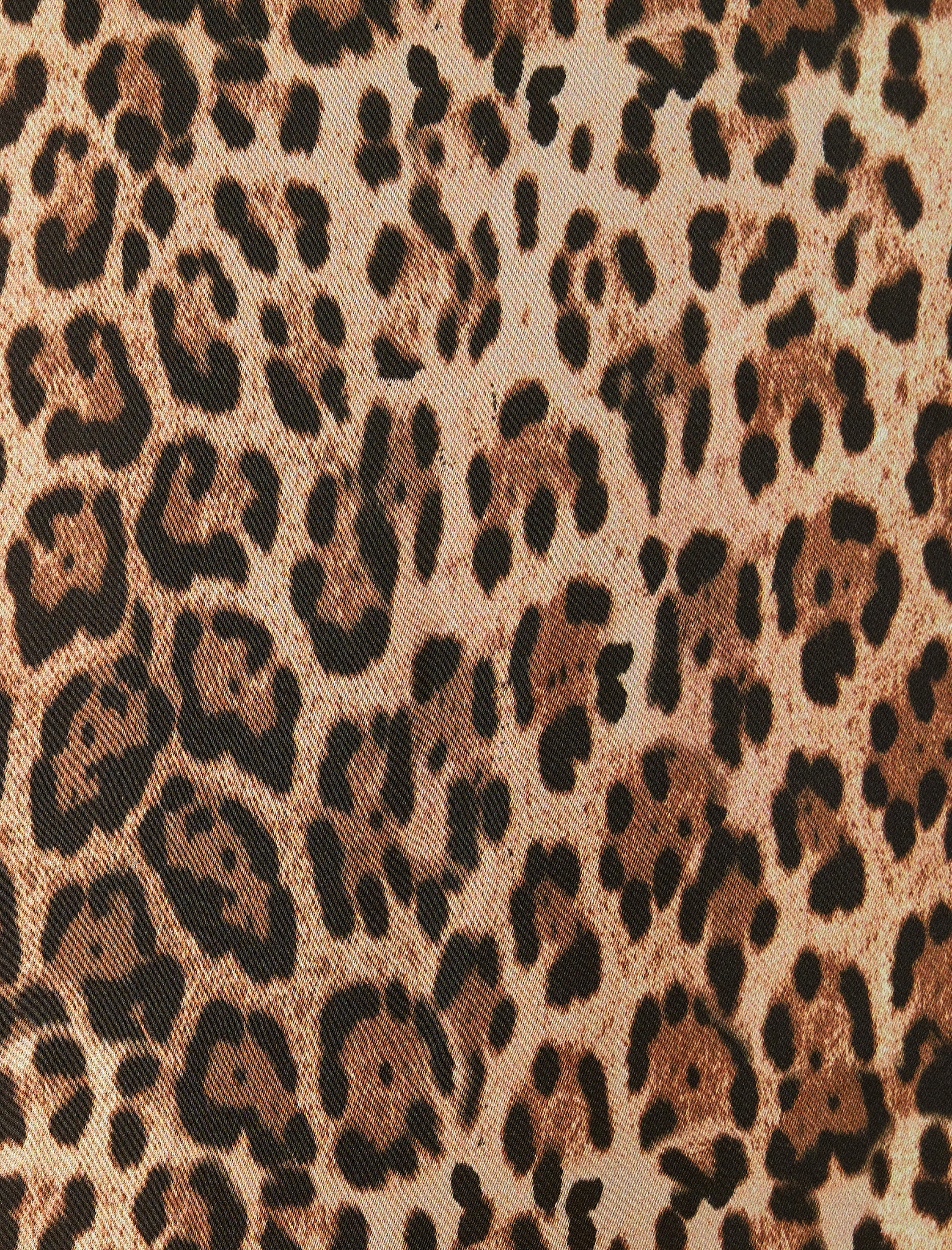   Dantelli V Yaka Askılı Leopar Desenli Gecelik