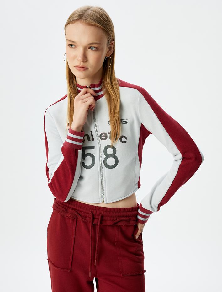  Crop Slim Fit Dik Yaka Kolej Baskılı Fermuarlı Sweatshirt