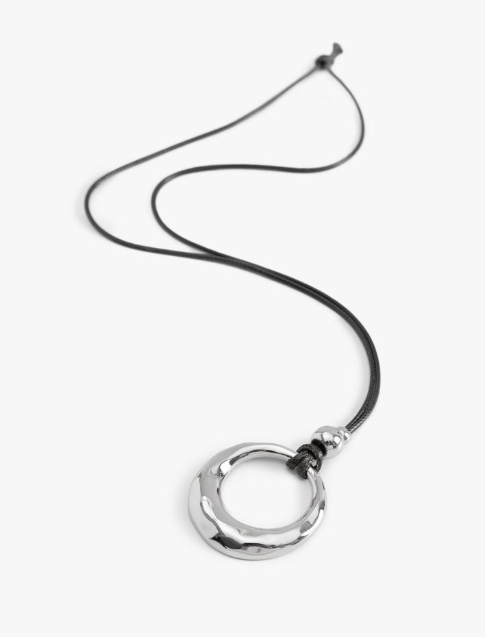 Kadın Geometrik Charm Detaylı Kolye