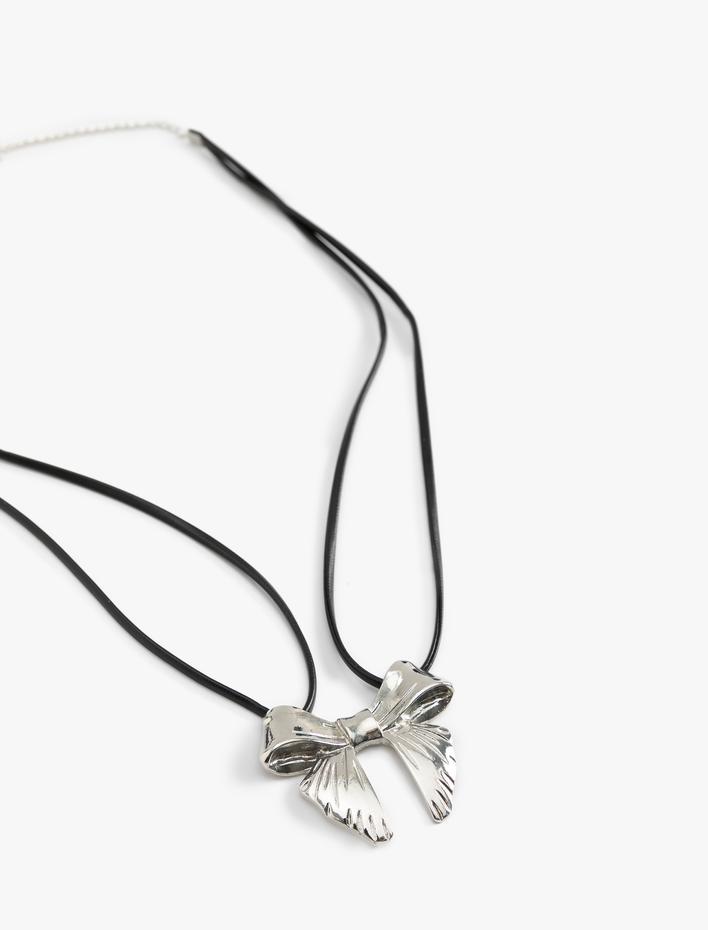 Kadın Fiyonk Charm Detaylı Kolye