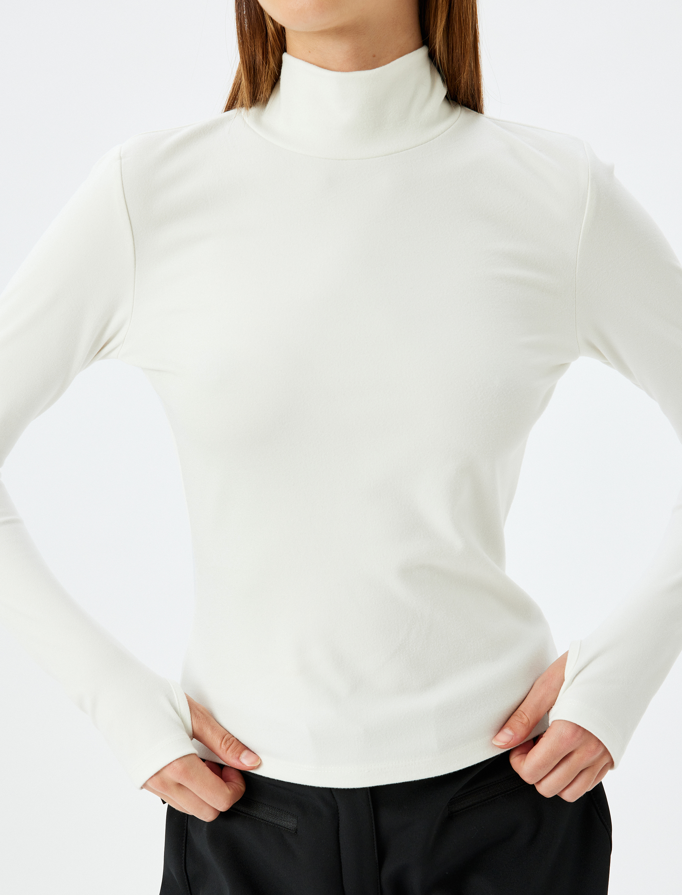   Uzun Kollu Slim Fit Dik Yaka Polar Sweatshirt