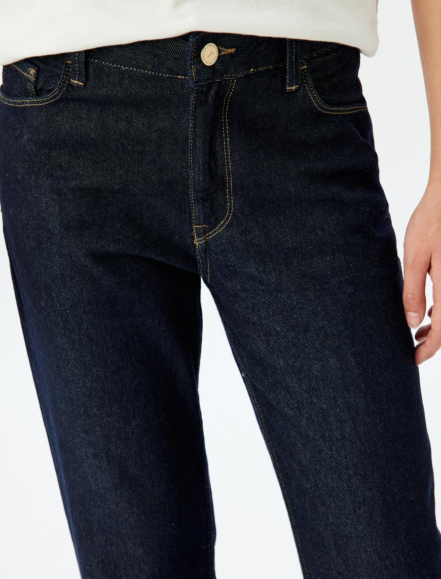   Düz Uzun Paça Dikiş Detaylı Normal Bel Cepli Kot Pantolon - Longer Straight Jean