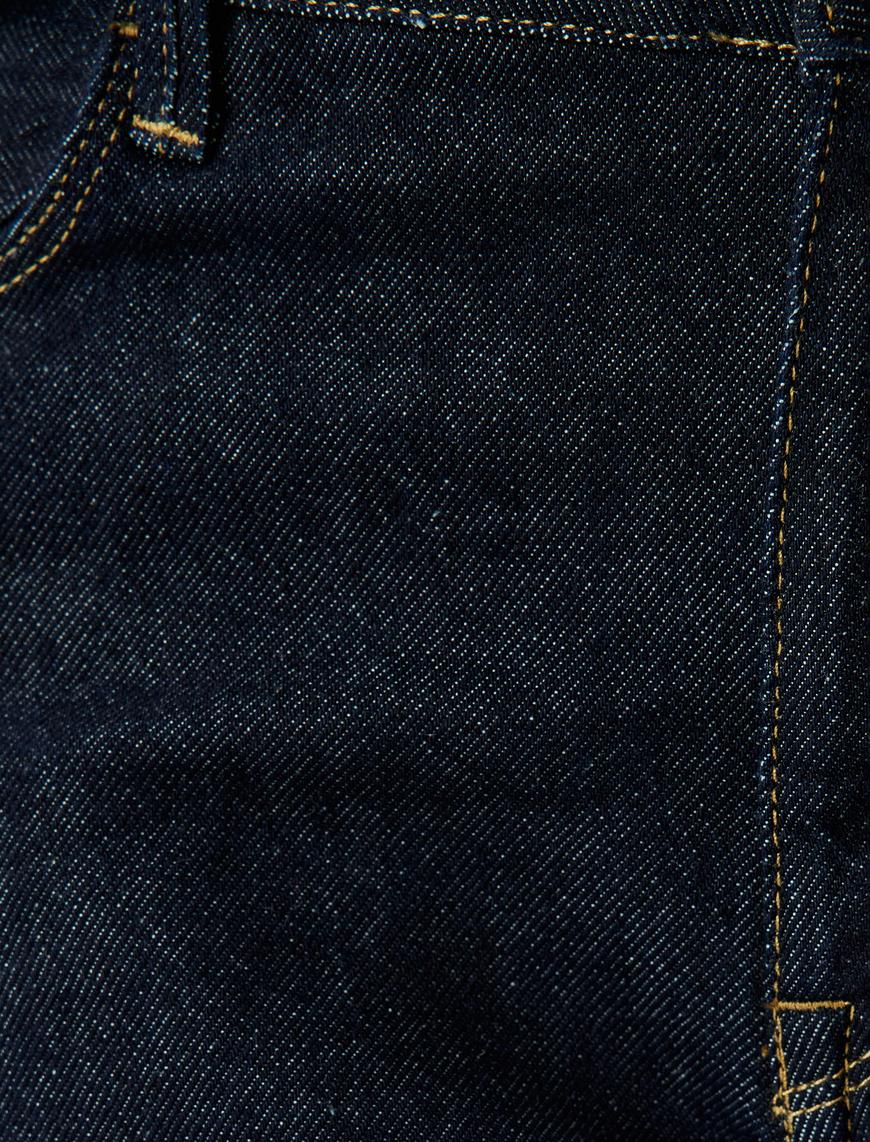   Düz Uzun Paça Dikiş Detaylı Normal Bel Cepli Kot Pantolon - Longer Straight Jean