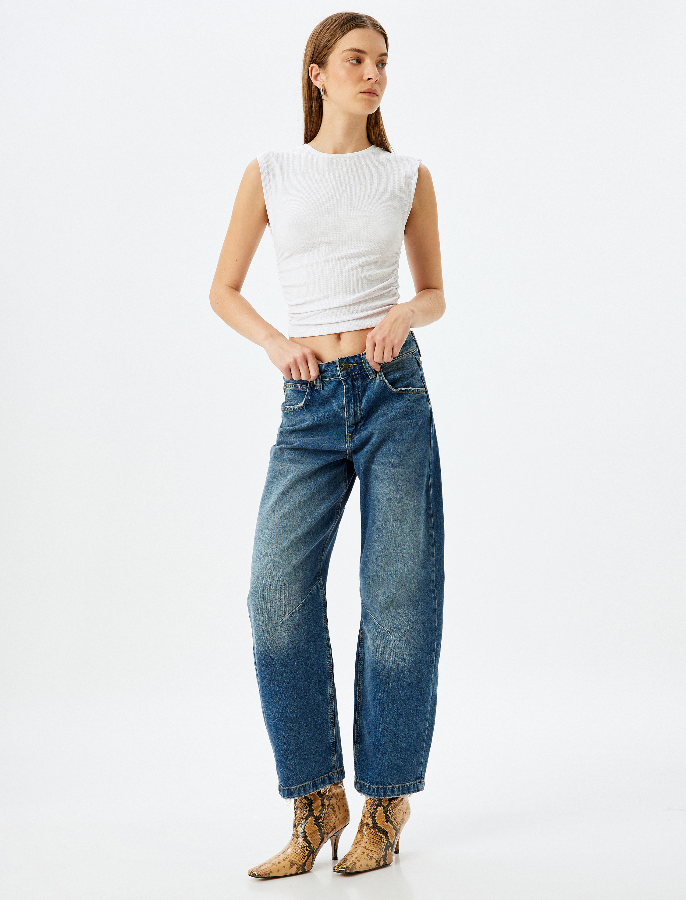   Bisiklet Yaka Dokulu Drapeli Kolsuz Tişört