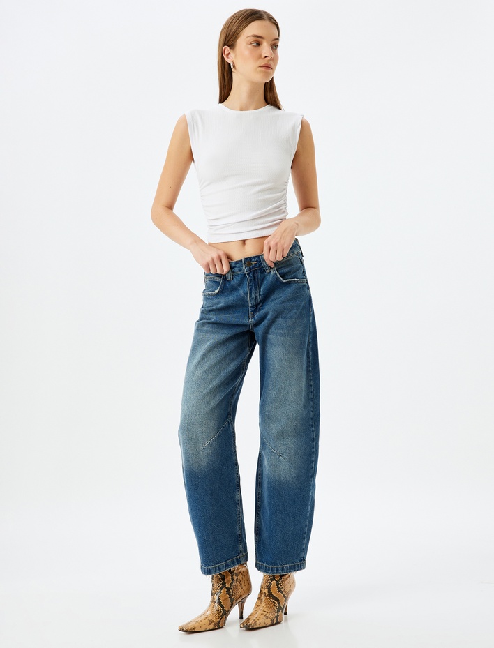  Bisiklet Yaka Dokulu Drapeli Kolsuz Tişört