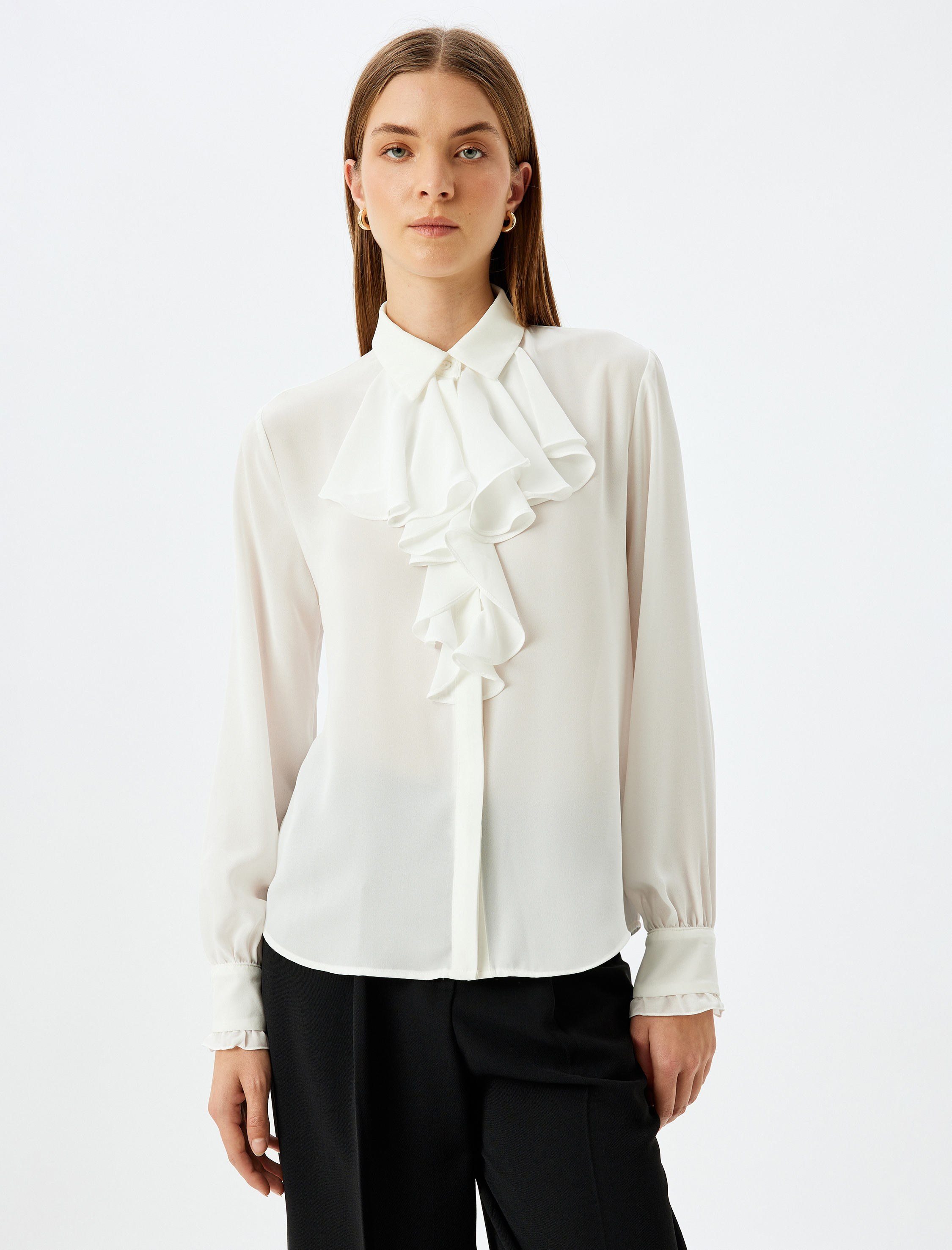   Uzun Kollu Fırfırlı Şal Yaka Gömlek