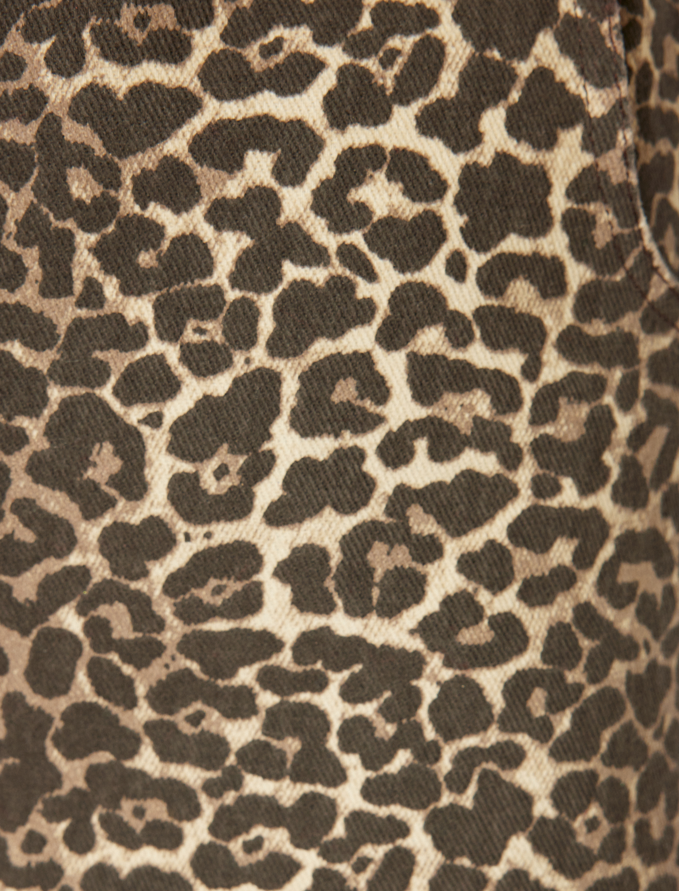   Koton X İnji - Geniş Uzun Paça Normal Bel Düğmeli Cepli Pamuklu Leopar Pantolon