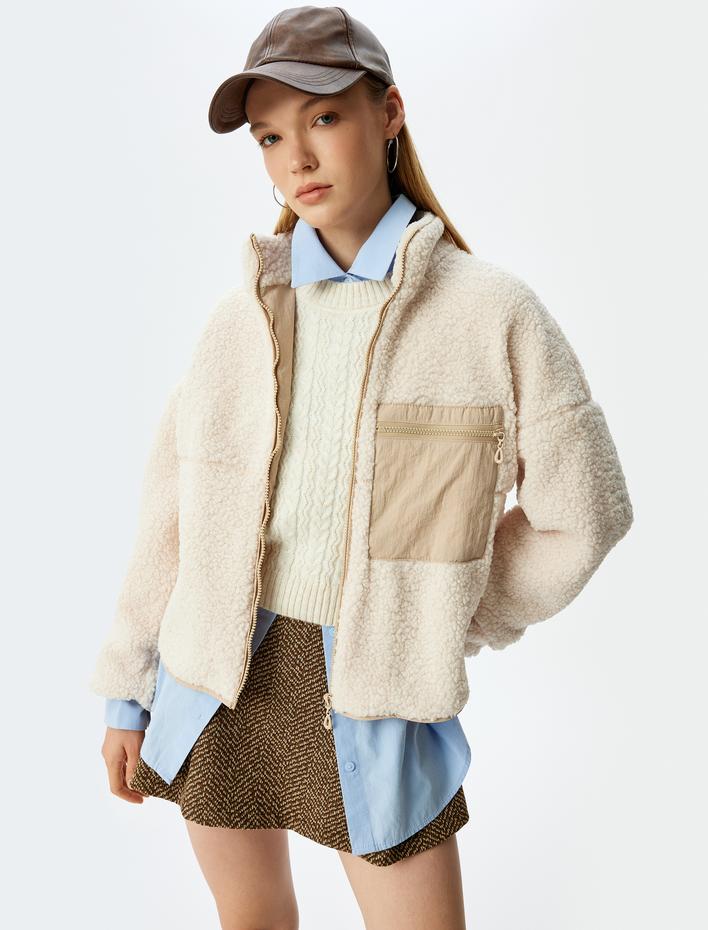  Fermuarlı Dik Yaka Cep Detaylı Rahat Kalıp Peluş Sweatshirt