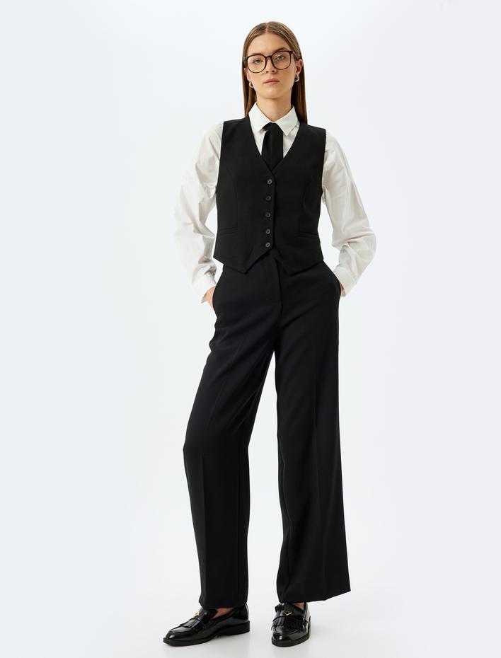  Krep Kumaş V Yaka Düğmeli Blazer Yelek