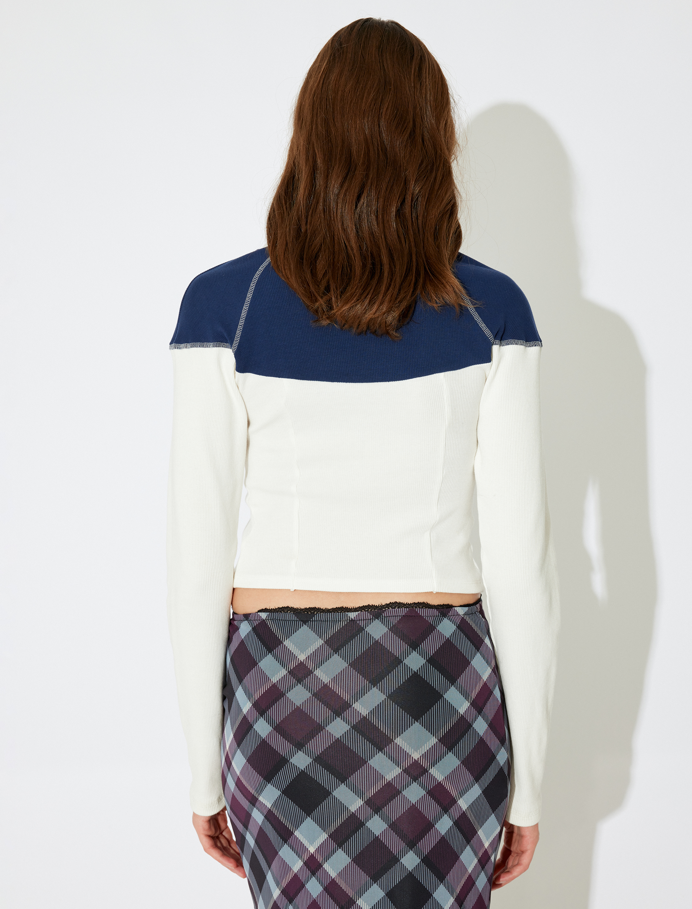   Koton X İnji - Bisiklet Yaka Uzun Kollu Kolej Tişört