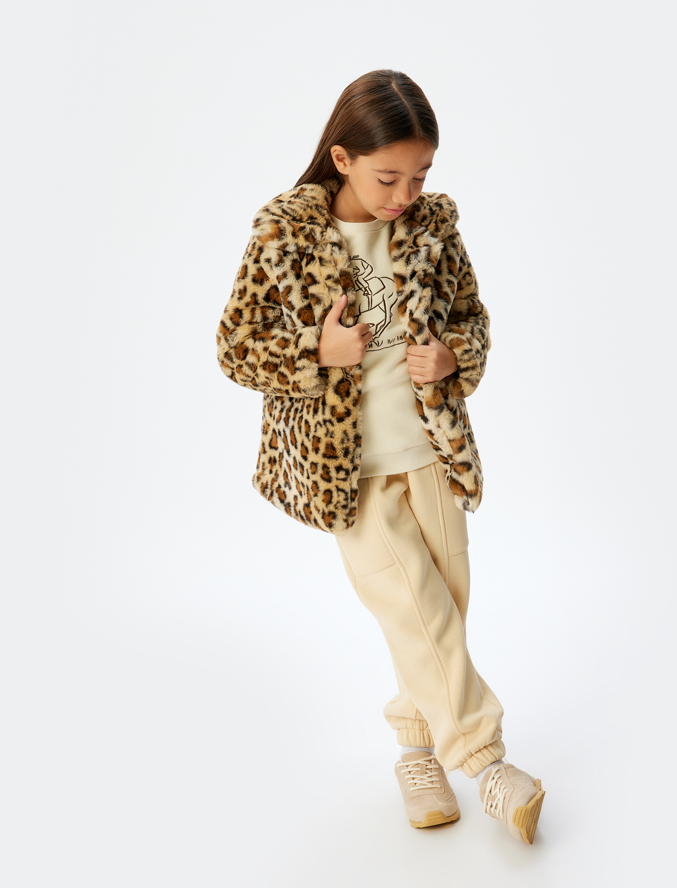  Kız Çocuk Oversize Bebe Yaka Leopar Mont Suni Kürklü Uzun Kollu