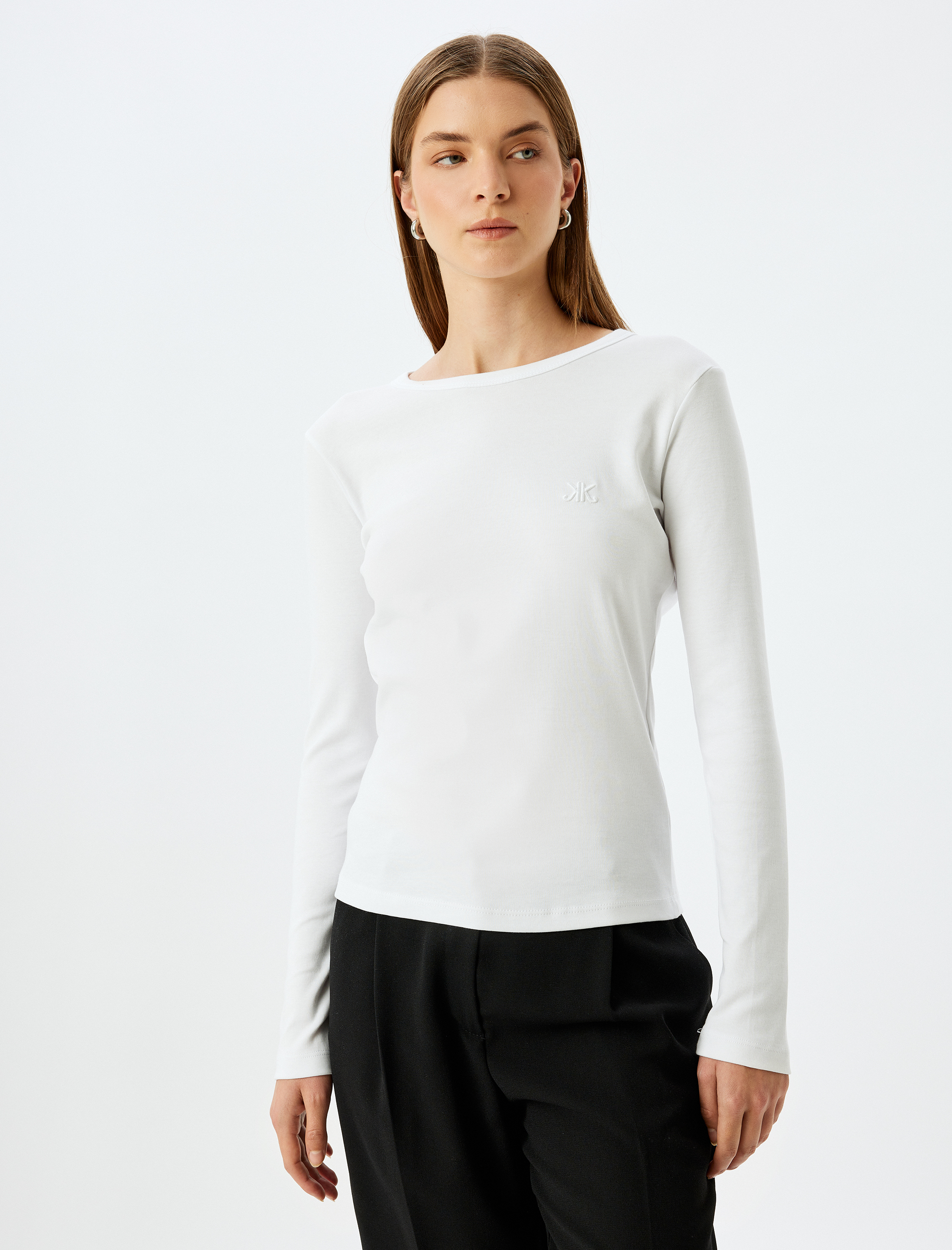   Uzun Kollu Tişört Nakış Detaylı Bisiklet Yaka Pamuklu